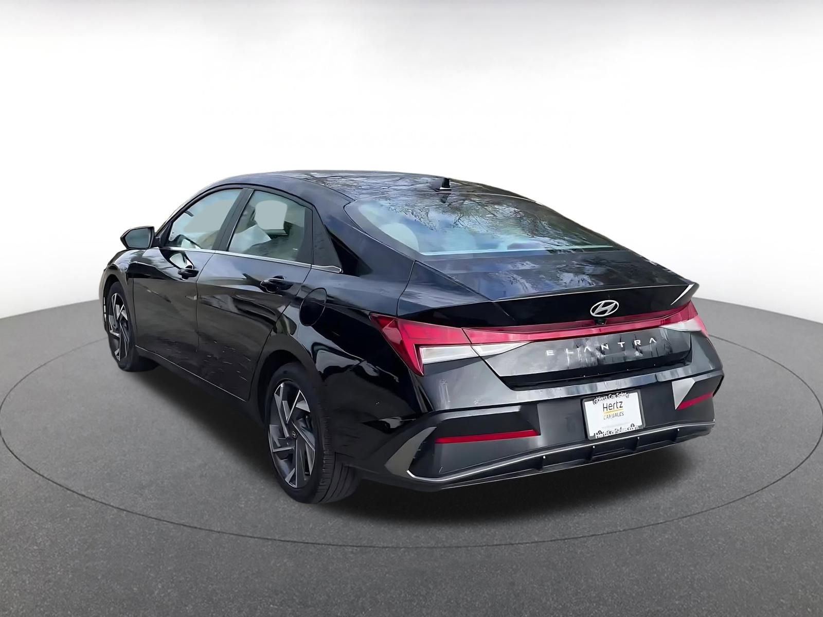 Thumbnail: 2025 Hyundai Elantra - 10