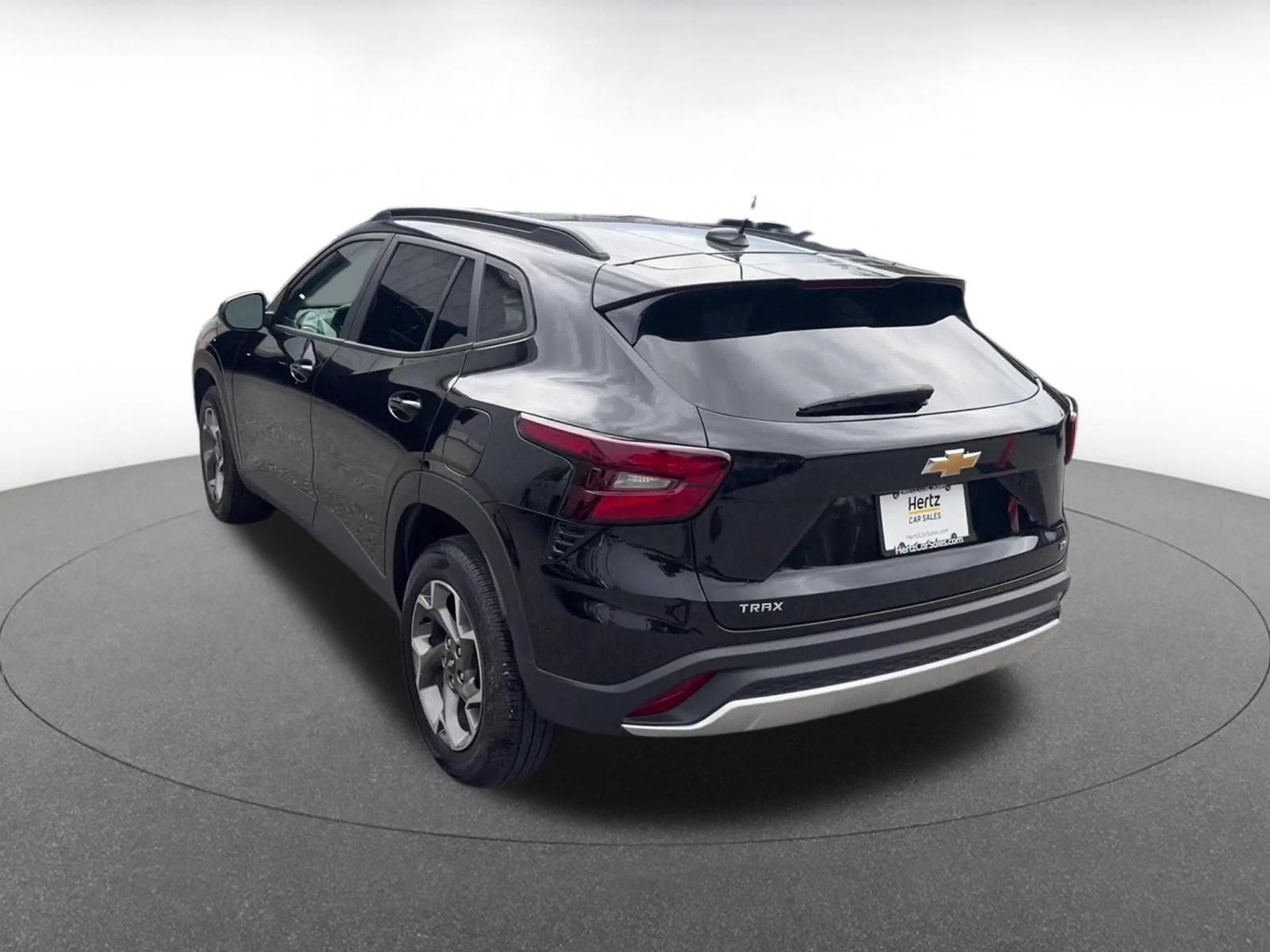 Thumbnail: 2025 Chevrolet Trax - 10
