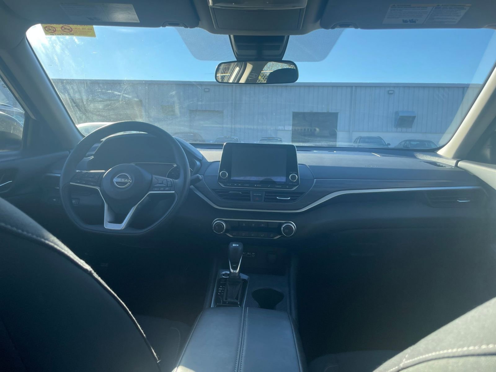 Thumbnail: 2025 Nissan Altima - 32