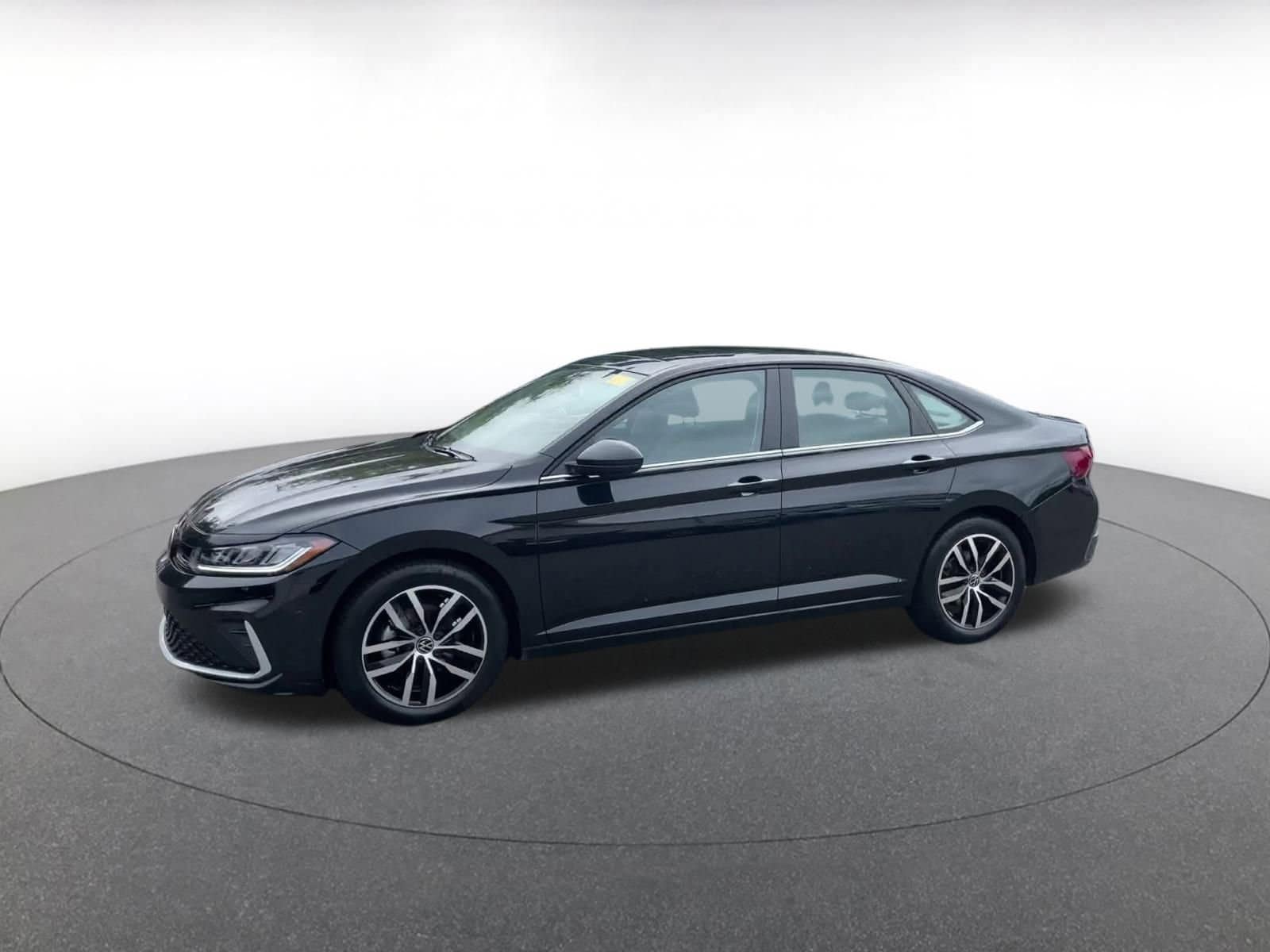 Thumbnail: 2025 Volkswagen Jetta - 7