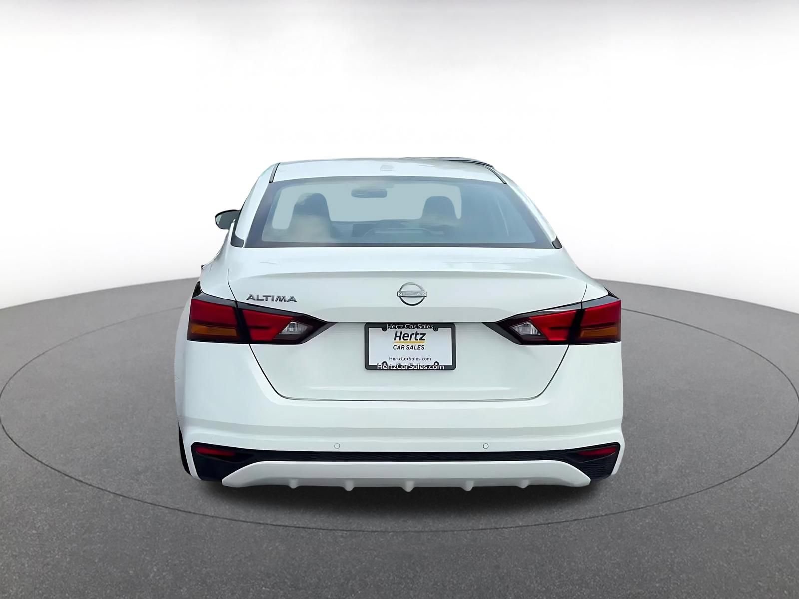Thumbnail: 2025 Nissan Altima - 11