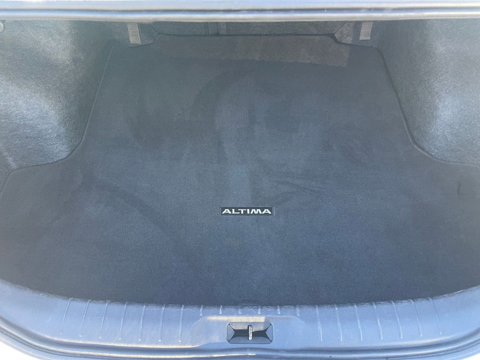 Thumbnail: 2025 Nissan Altima - 30