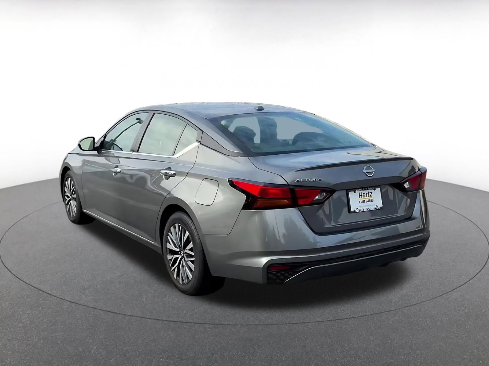 Thumbnail: 2025 Nissan Altima - 10