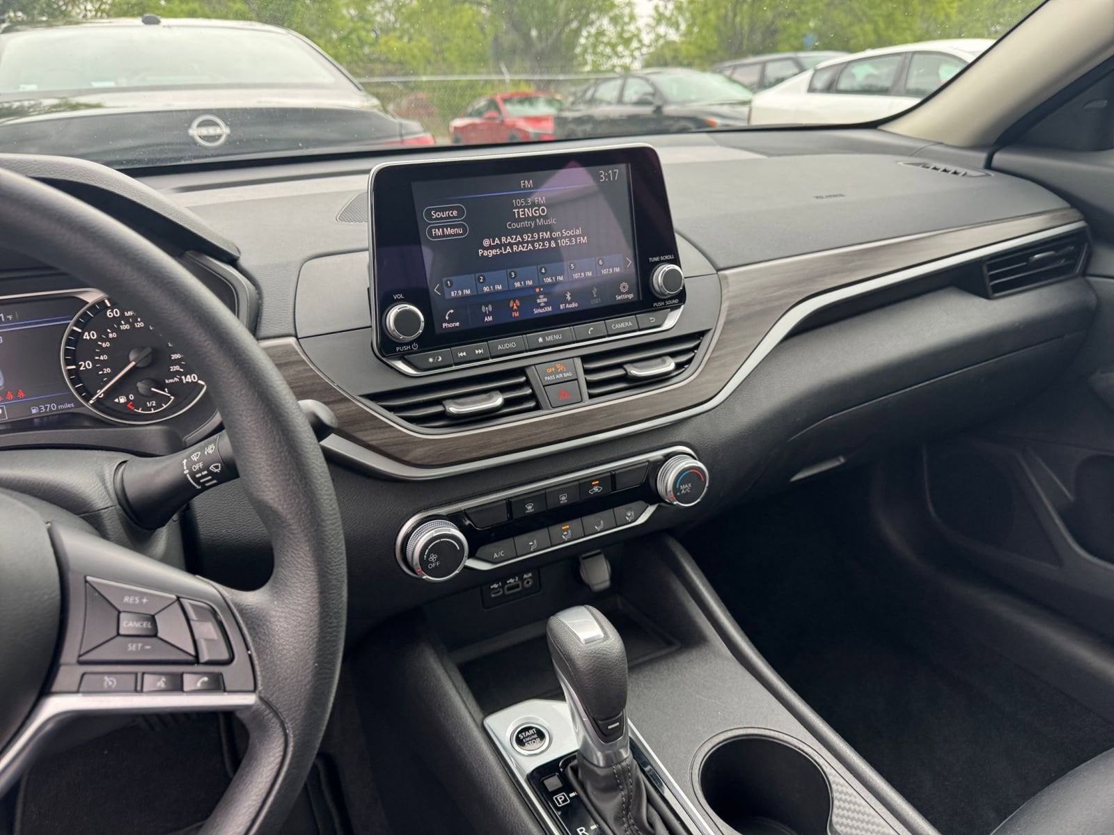 Thumbnail: 2025 Nissan Altima - 17