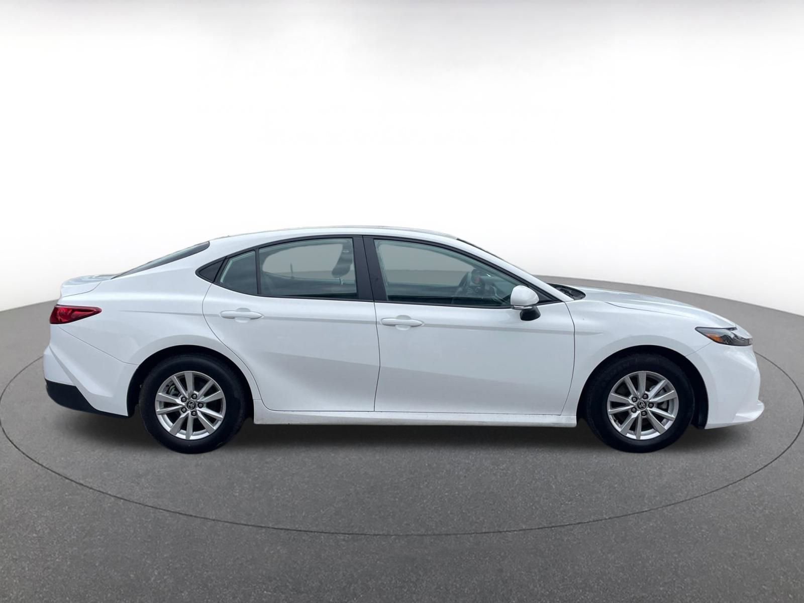 Thumbnail: 2025 Toyota Camry - 15