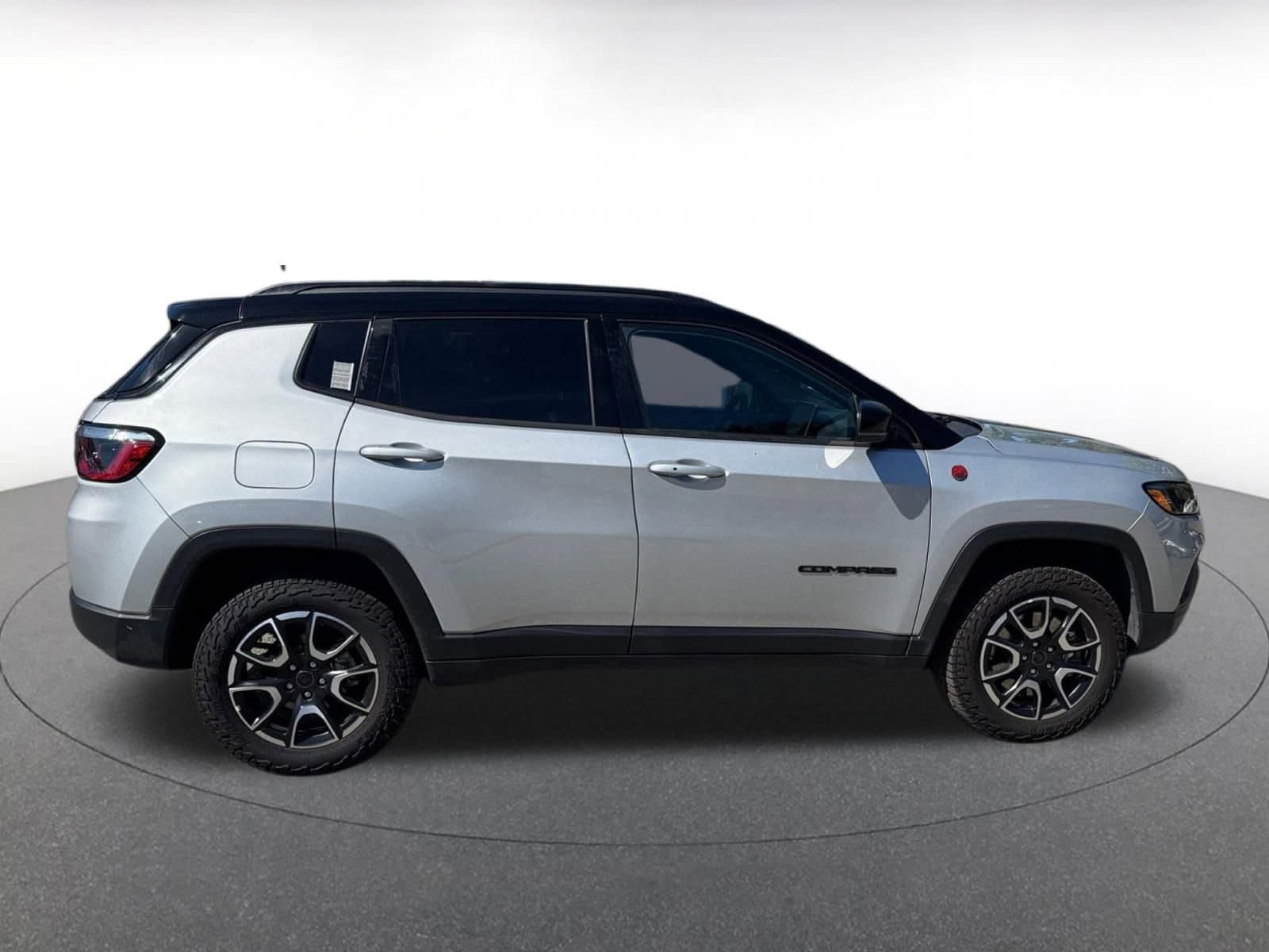 Thumbnail: 2025 Jeep Compass - 15