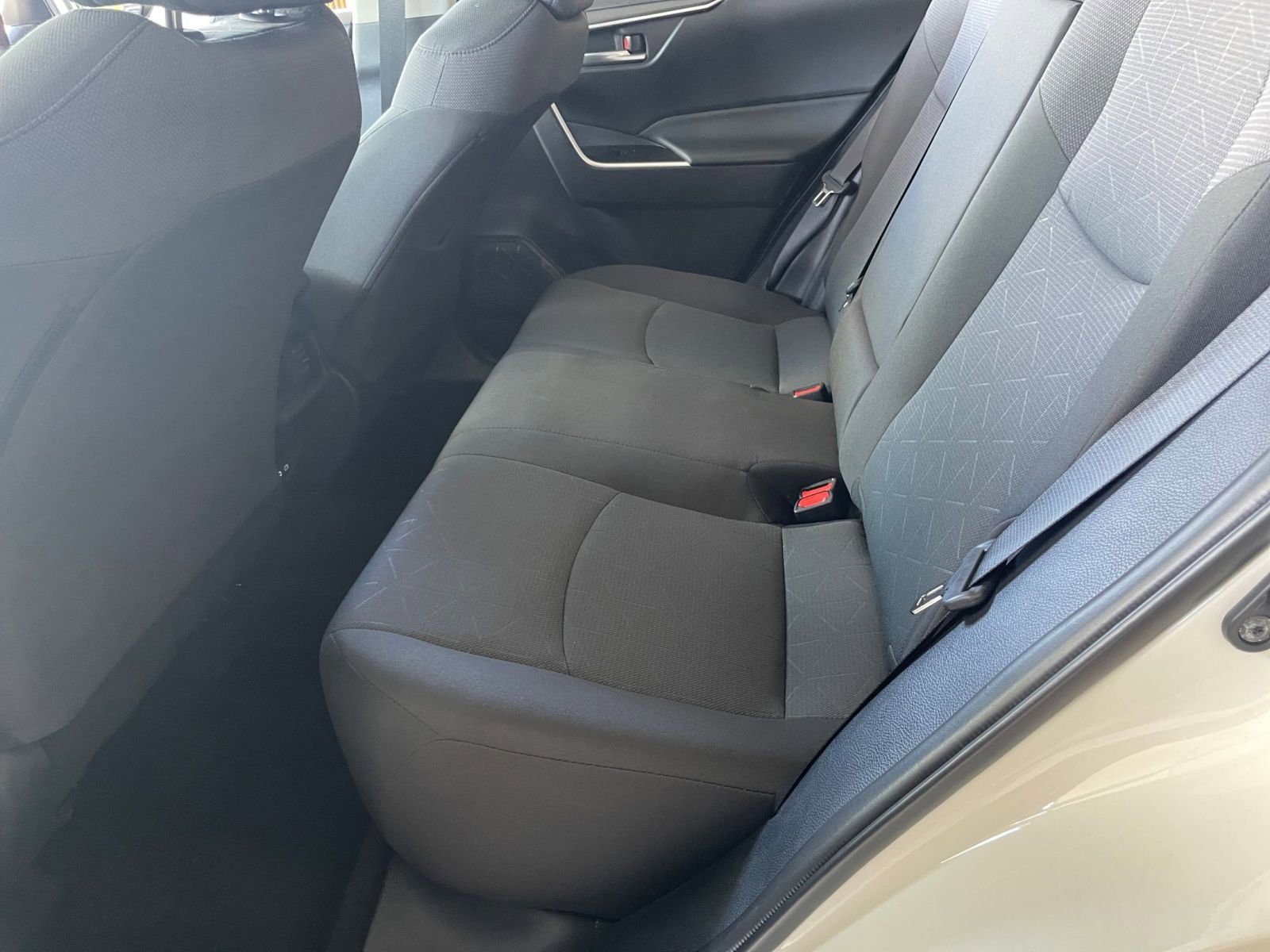 Thumbnail: 2025 Toyota RAV4 - 23