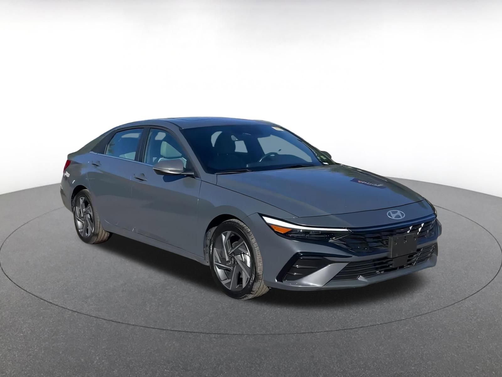 Thumbnail: 2025 Hyundai Elantra - 2