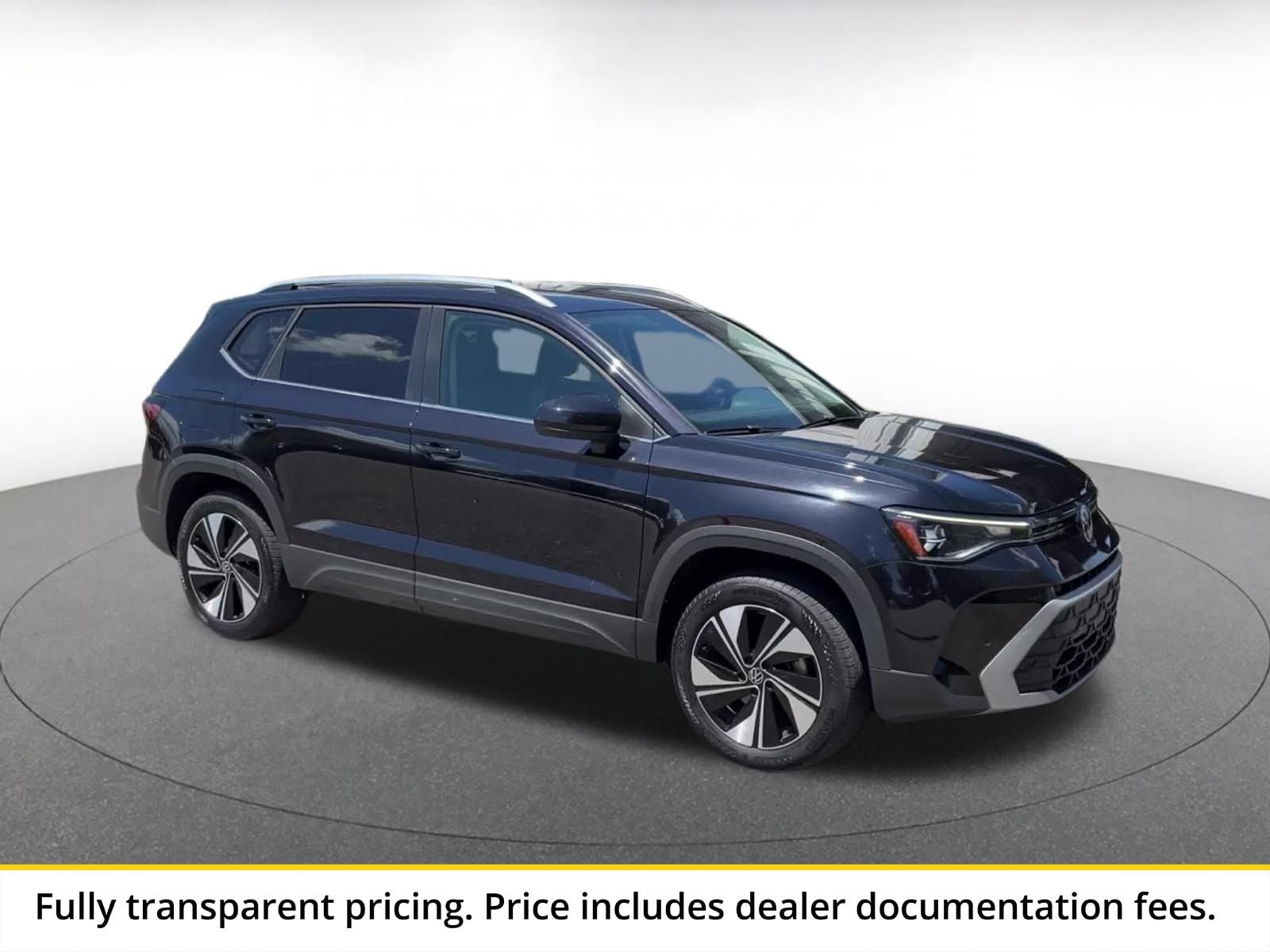 Thumbnail: 2025 Volkswagen Taos - 1