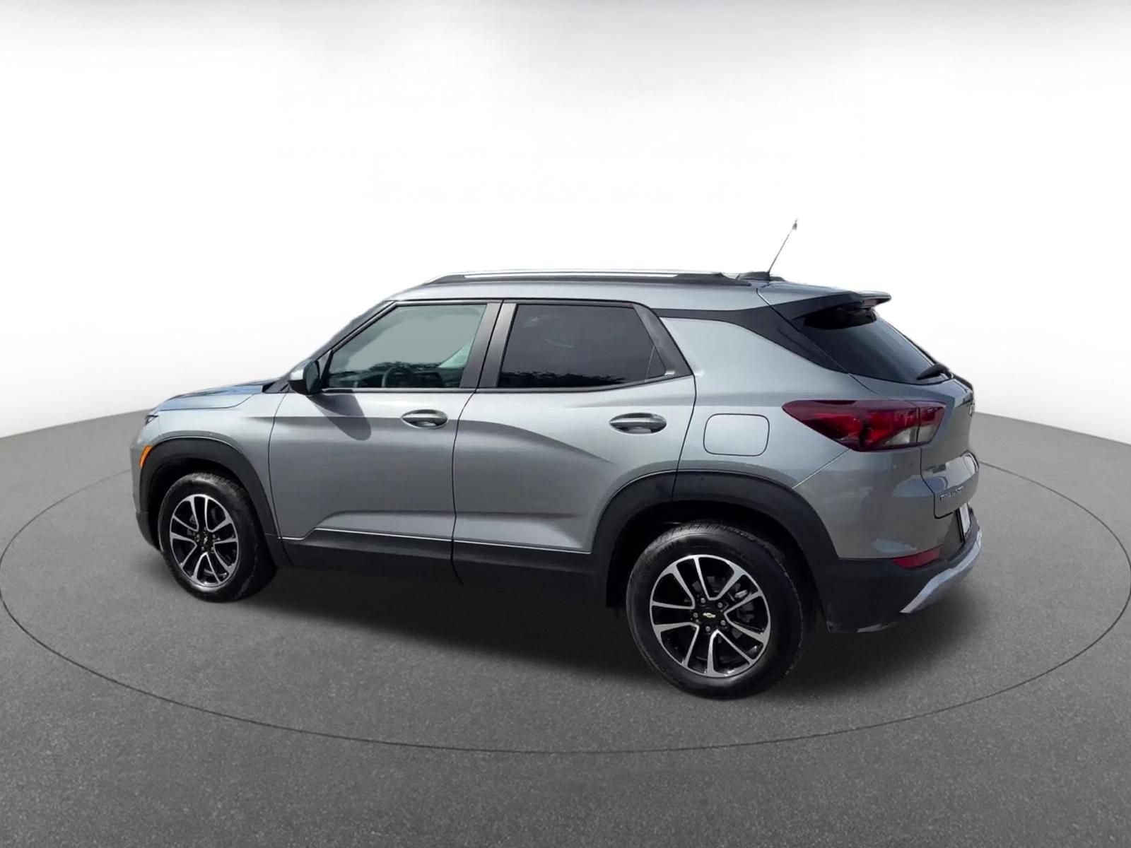 Thumbnail: 2025 Chevrolet TrailBlazer - 9