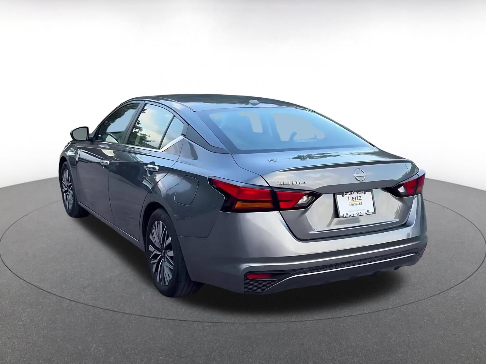 Thumbnail: 2025 Nissan Altima - 8