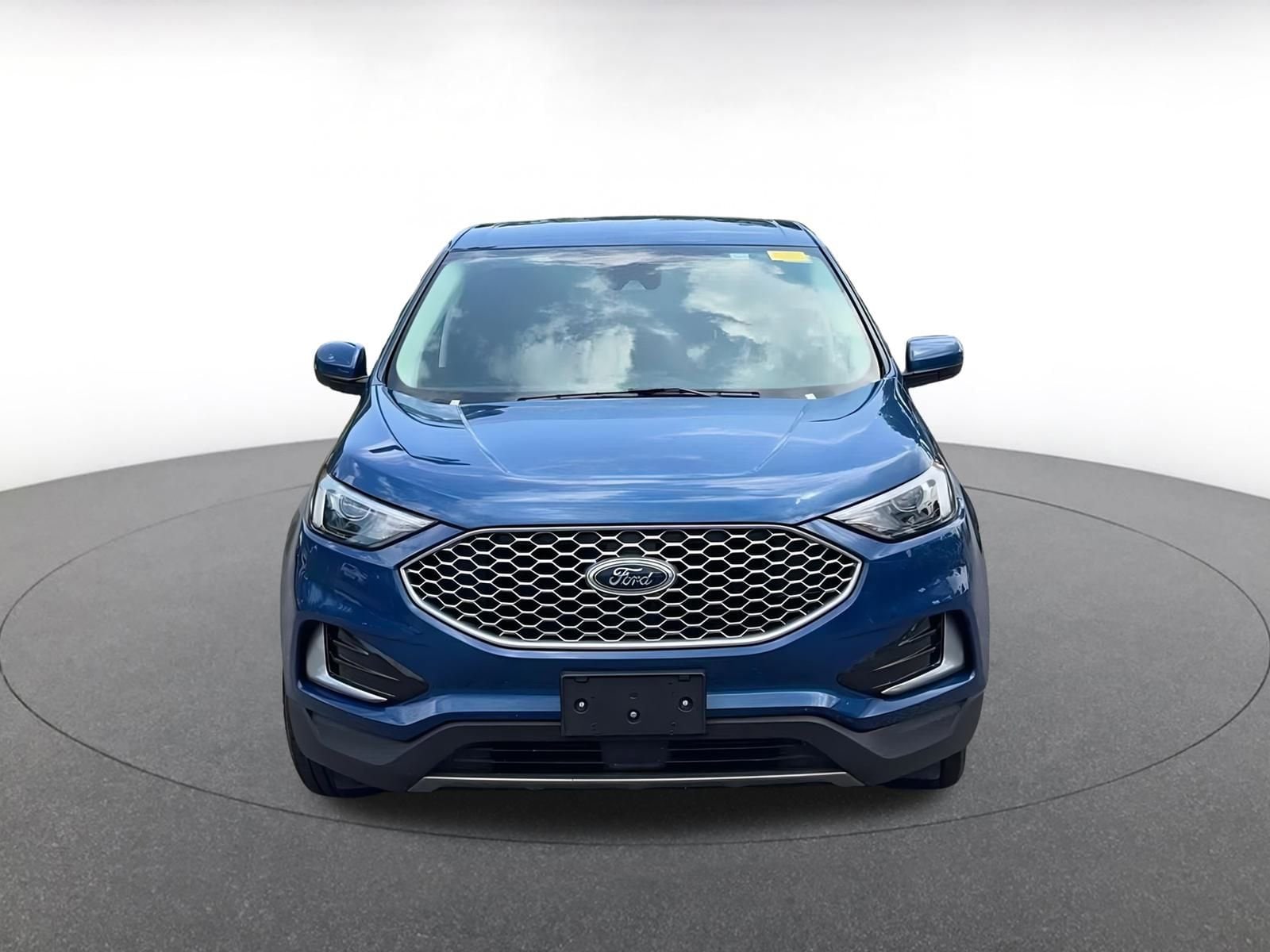 Thumbnail: 2024 Ford Edge - 3