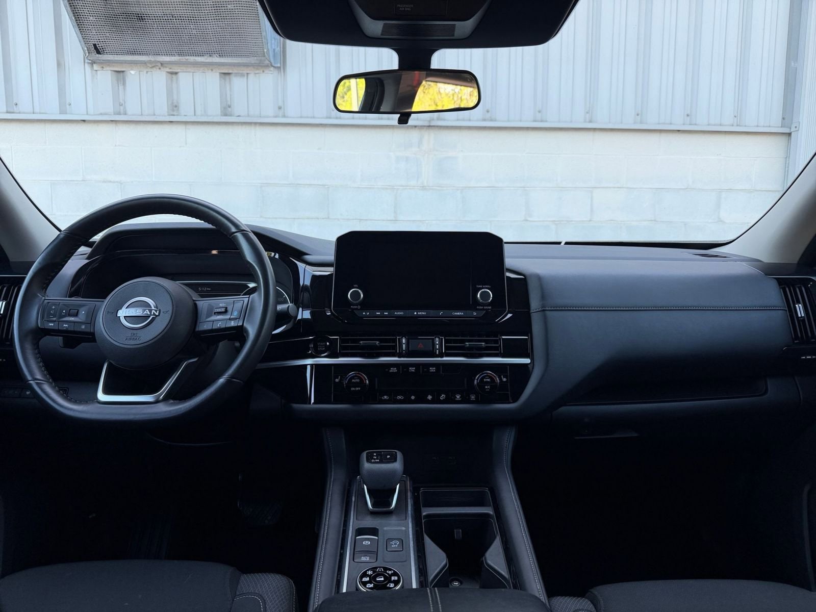 Thumbnail: 2025 Nissan Pathfinder - 17