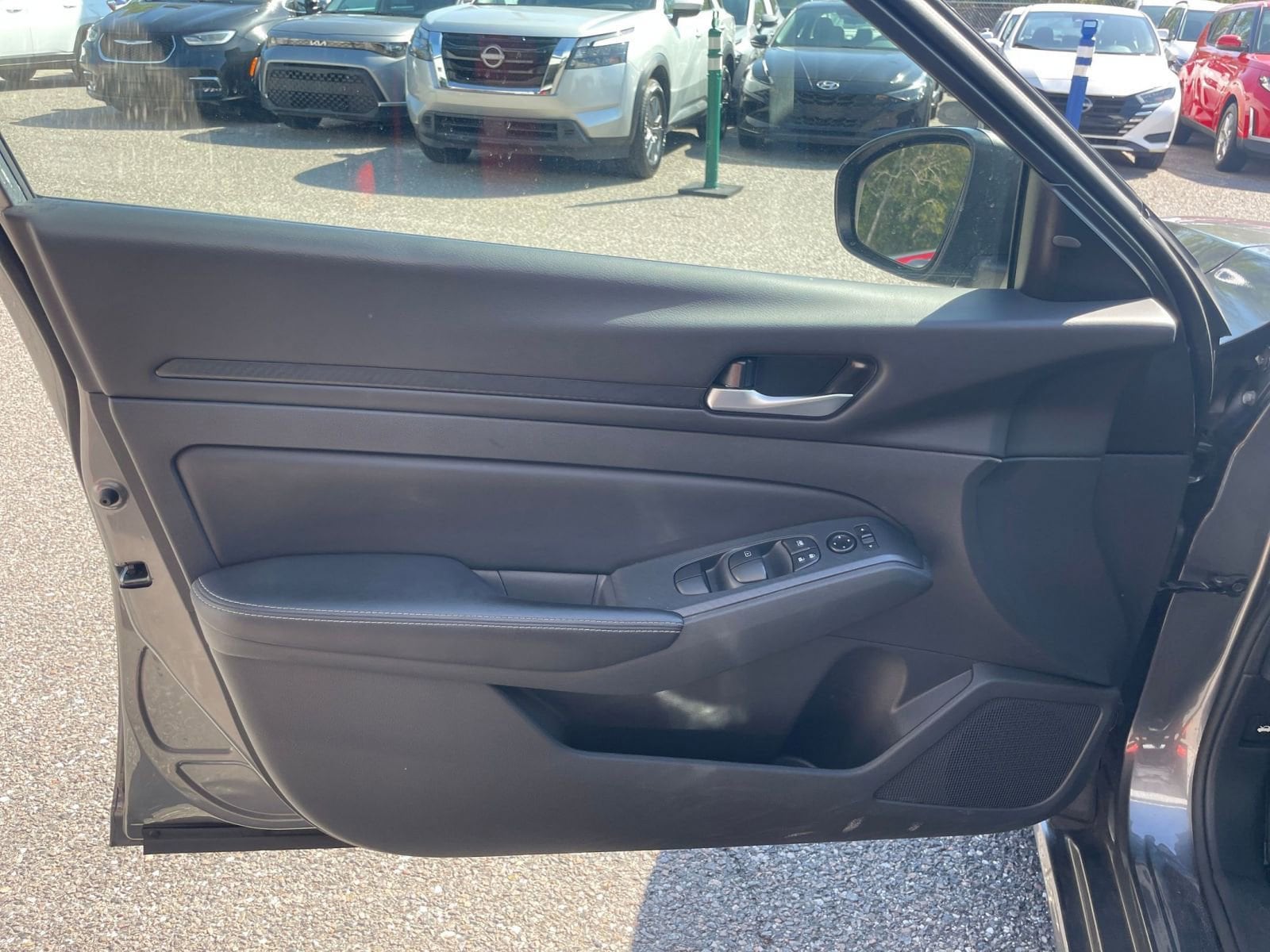 Thumbnail: 2025 Nissan Altima - 18