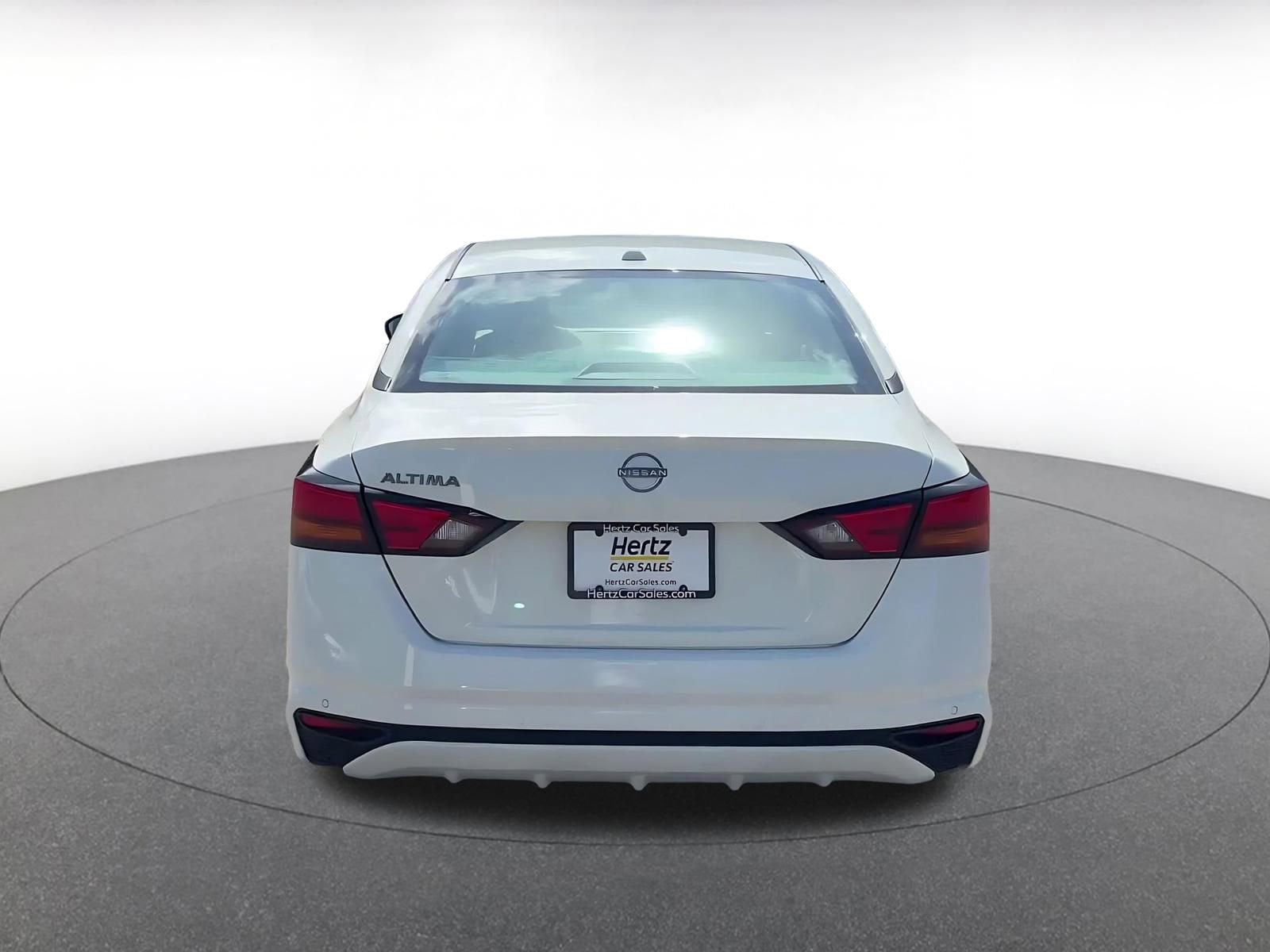 Thumbnail: 2025 Nissan Altima - 11