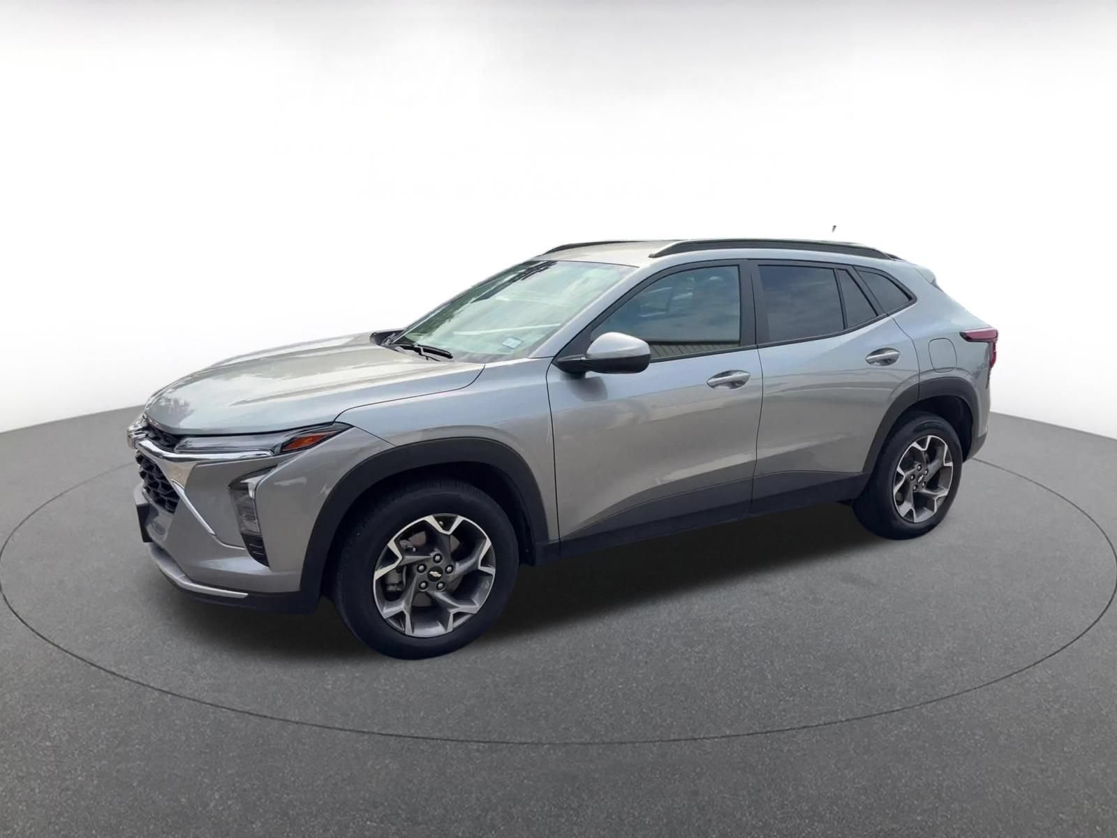 Thumbnail: 2025 Chevrolet Trax - 7