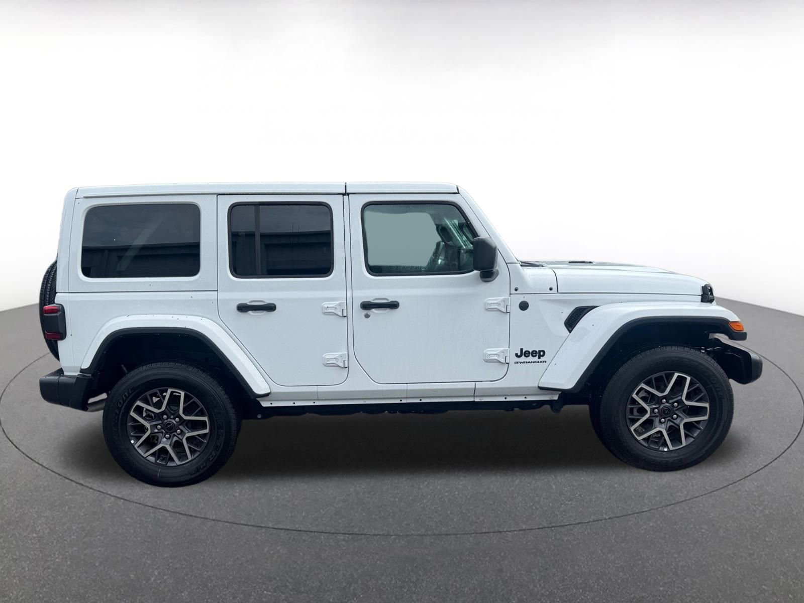 Thumbnail: 2025 Jeep Wrangler - 15