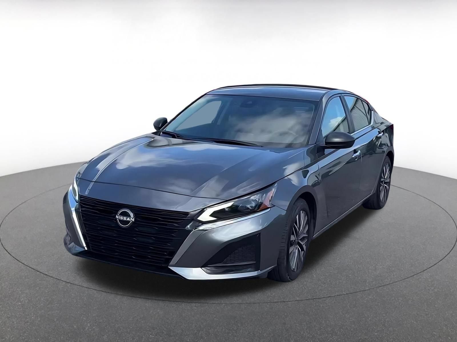 Thumbnail: 2025 Nissan Altima - 4