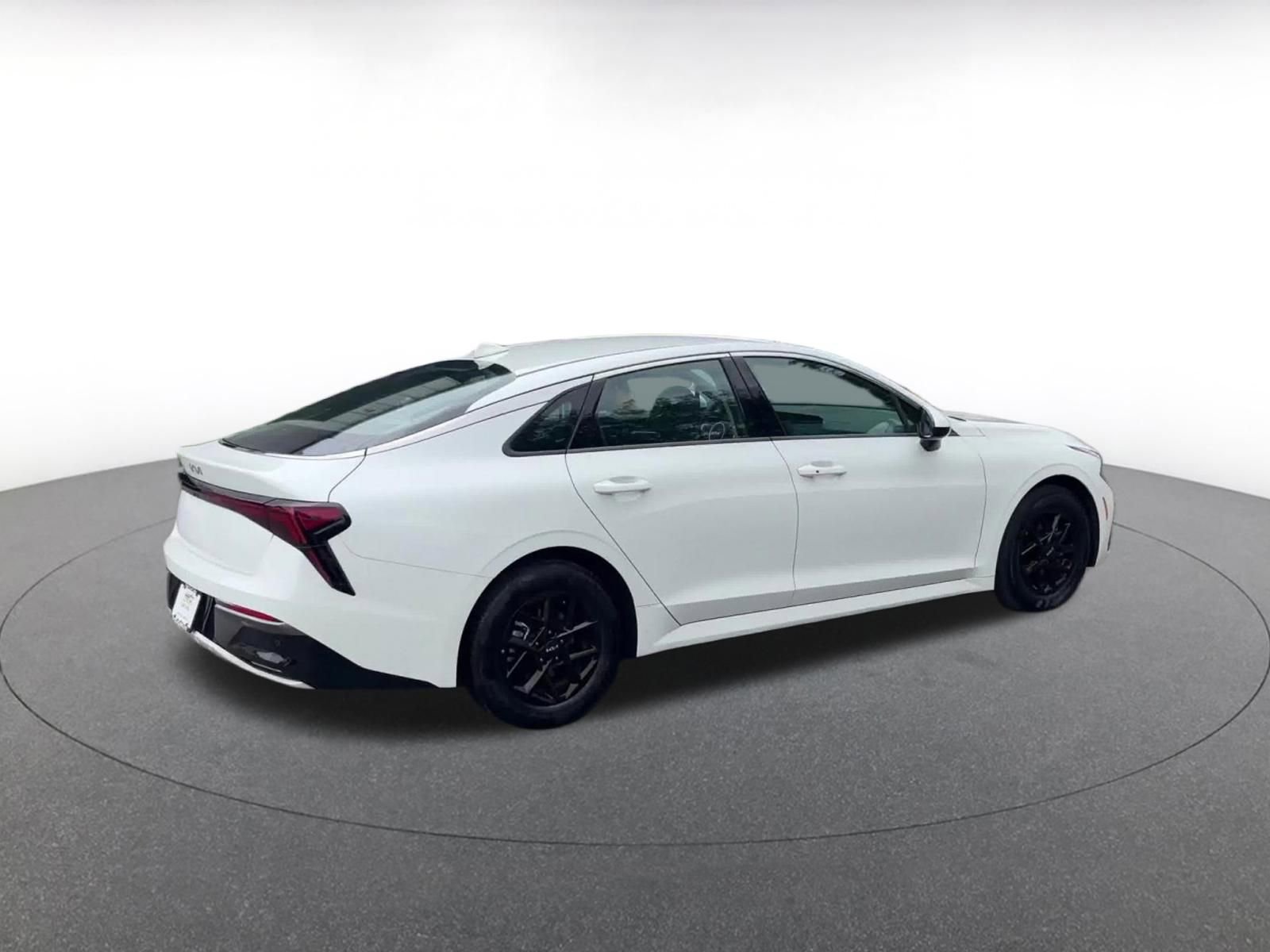 Thumbnail: 2025 Kia K5 - 14