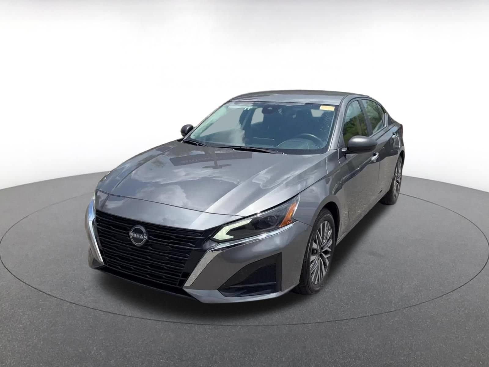 Thumbnail: 2025 Nissan Altima - 4