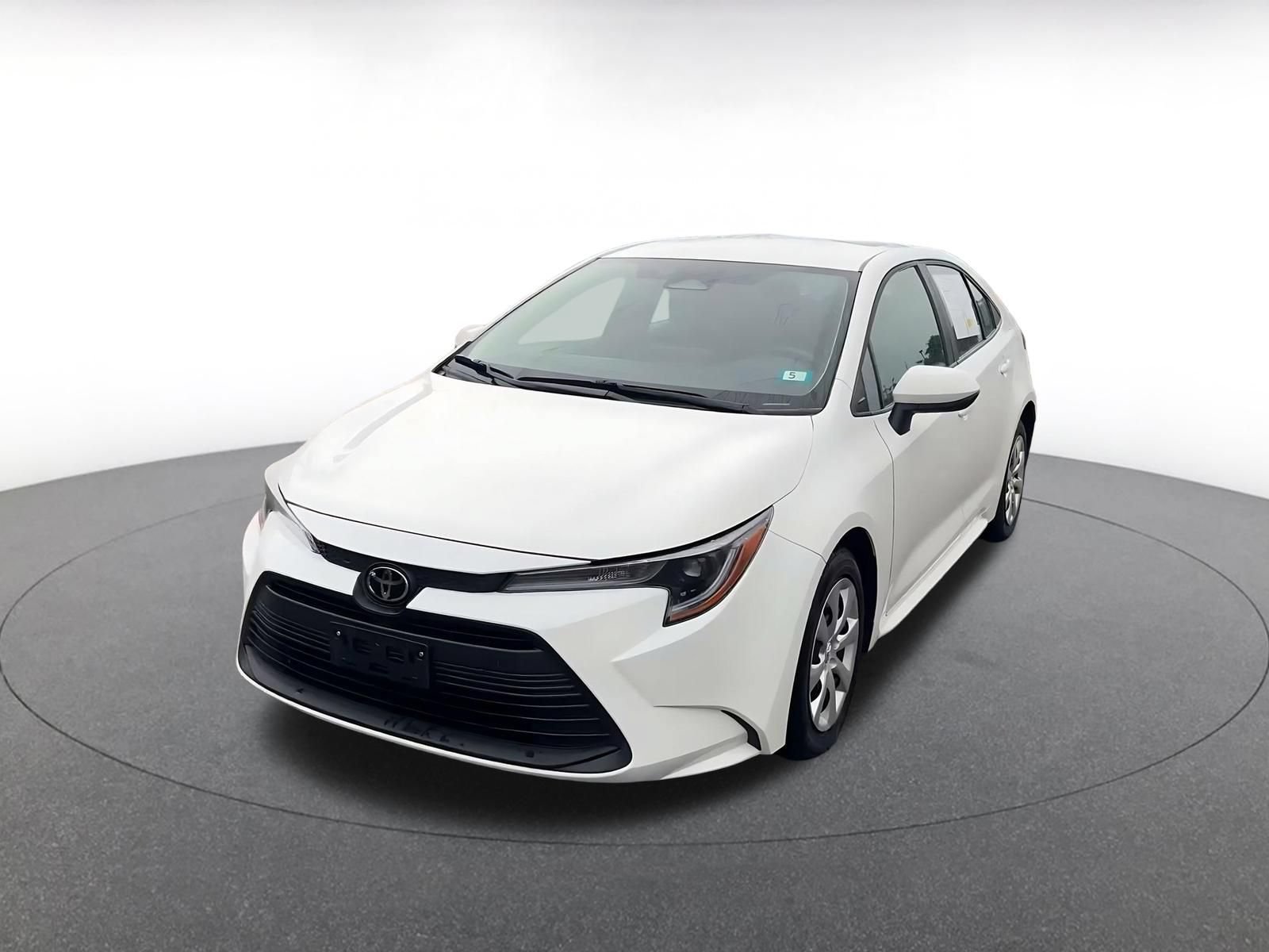 Thumbnail: 2025 Toyota Corolla - 4
