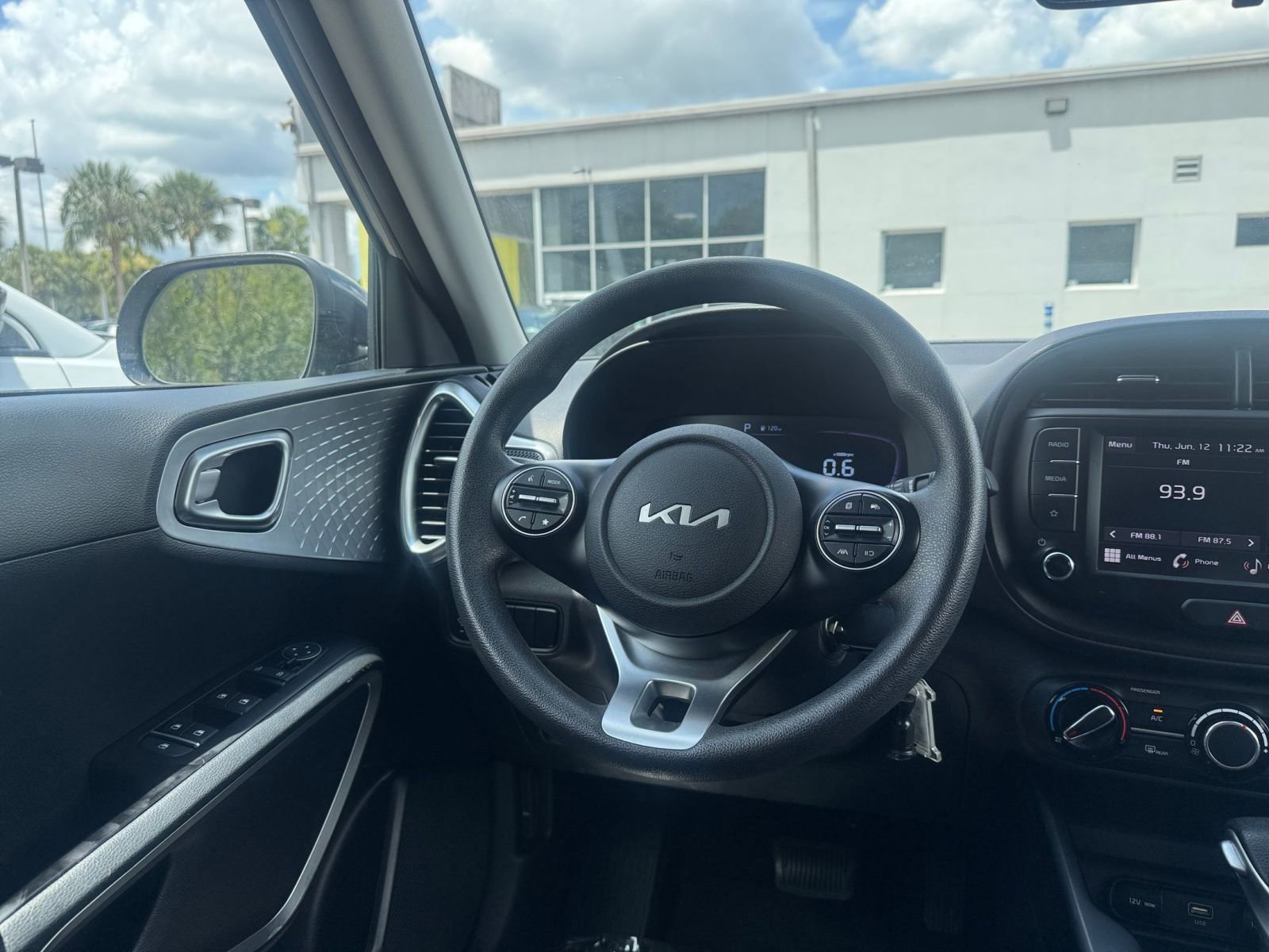Thumbnail: 2024 Kia Soul - 27