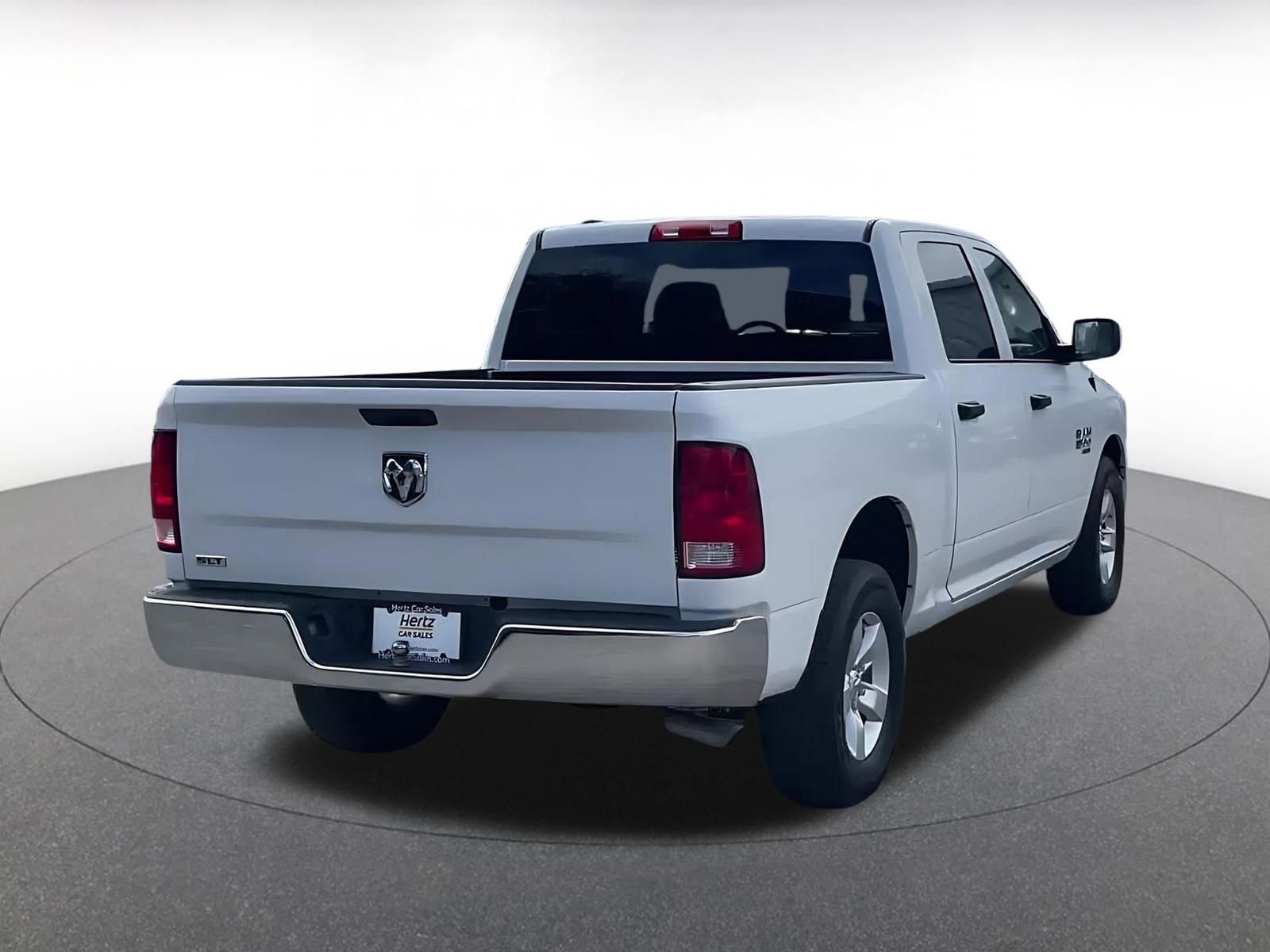 Thumbnail: 2022 RAM 1500 Classic - 12