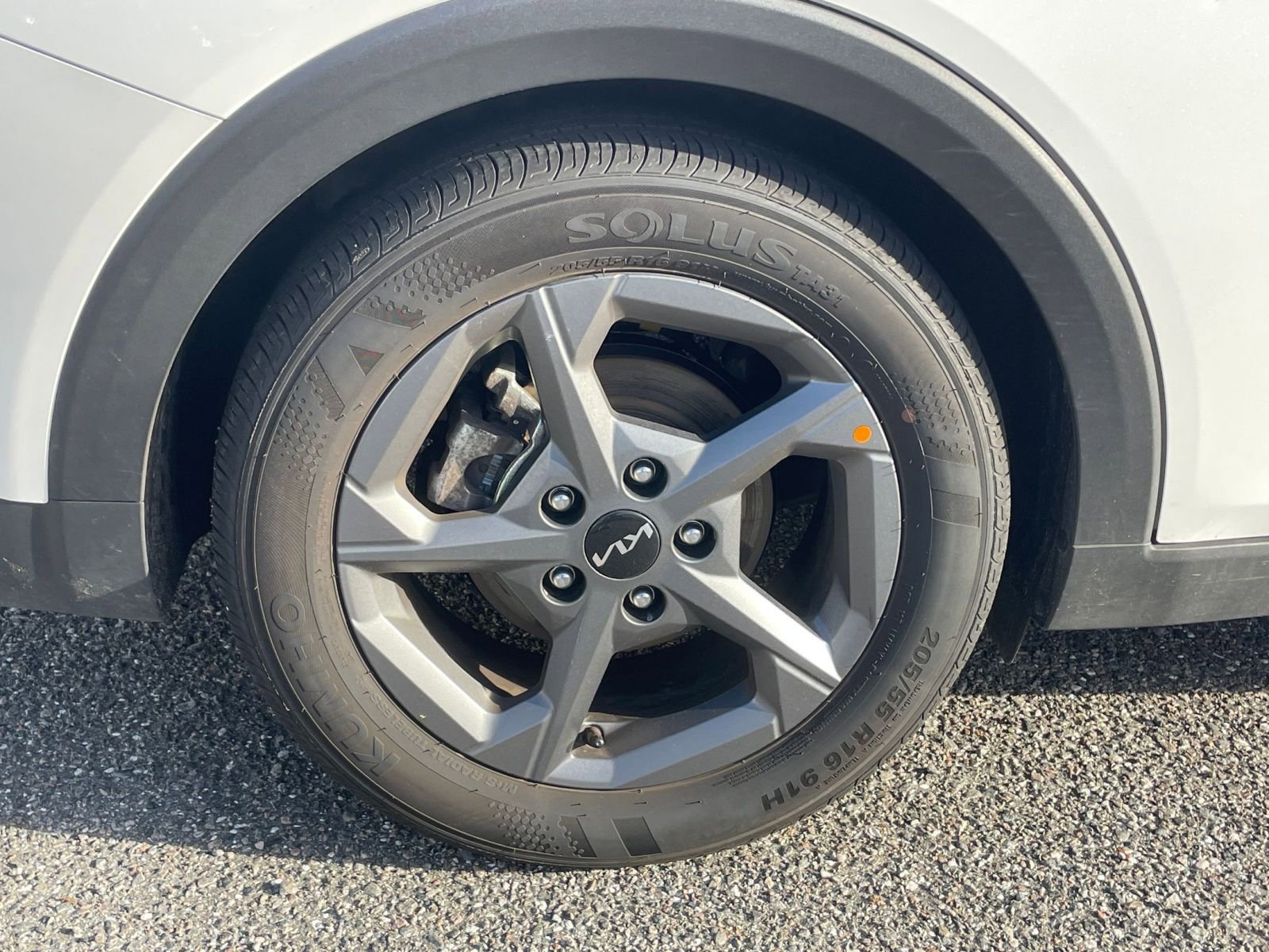 Thumbnail: 2025 Kia K4 - 29