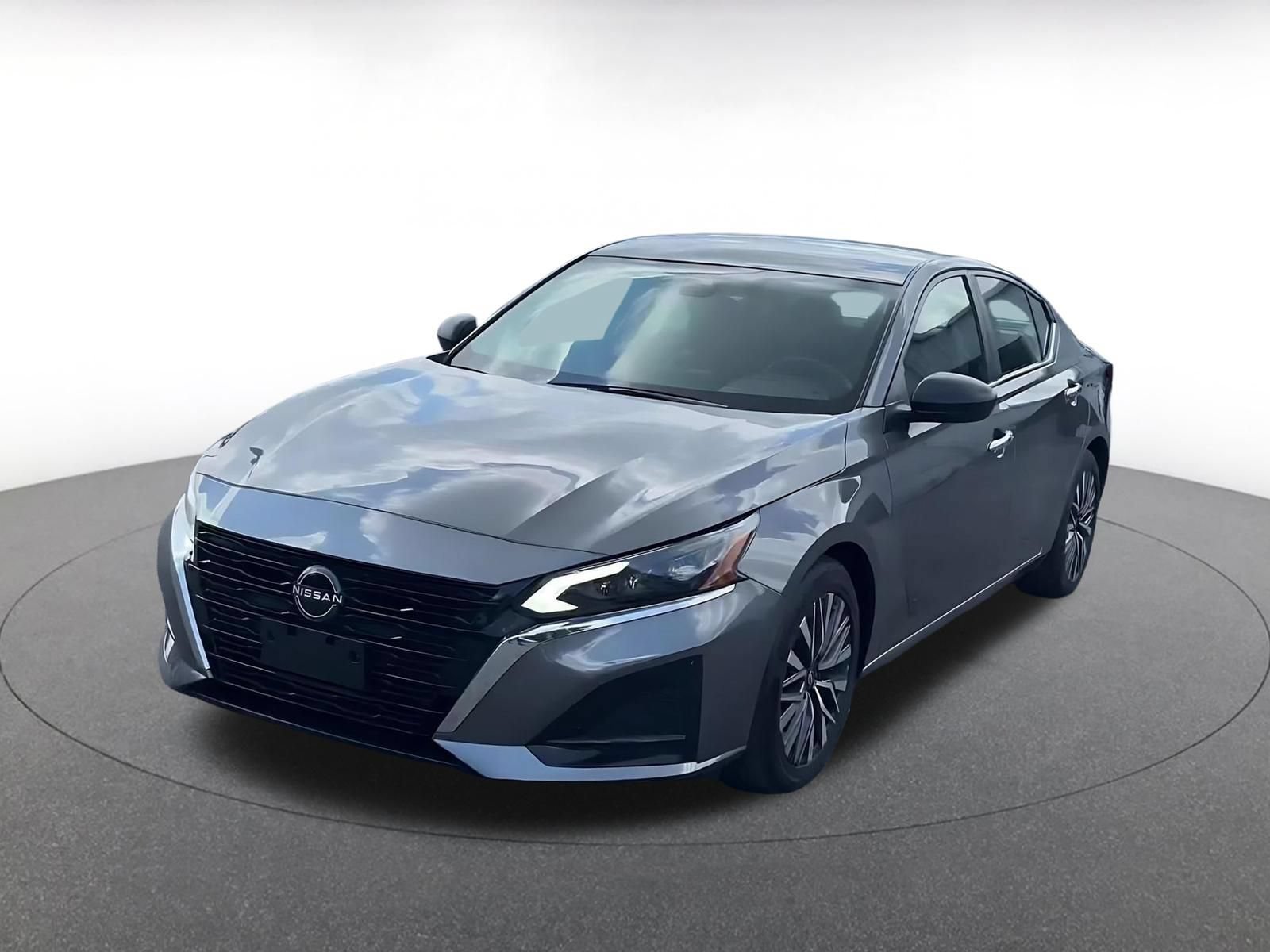 Thumbnail: 2025 Nissan Altima - 4