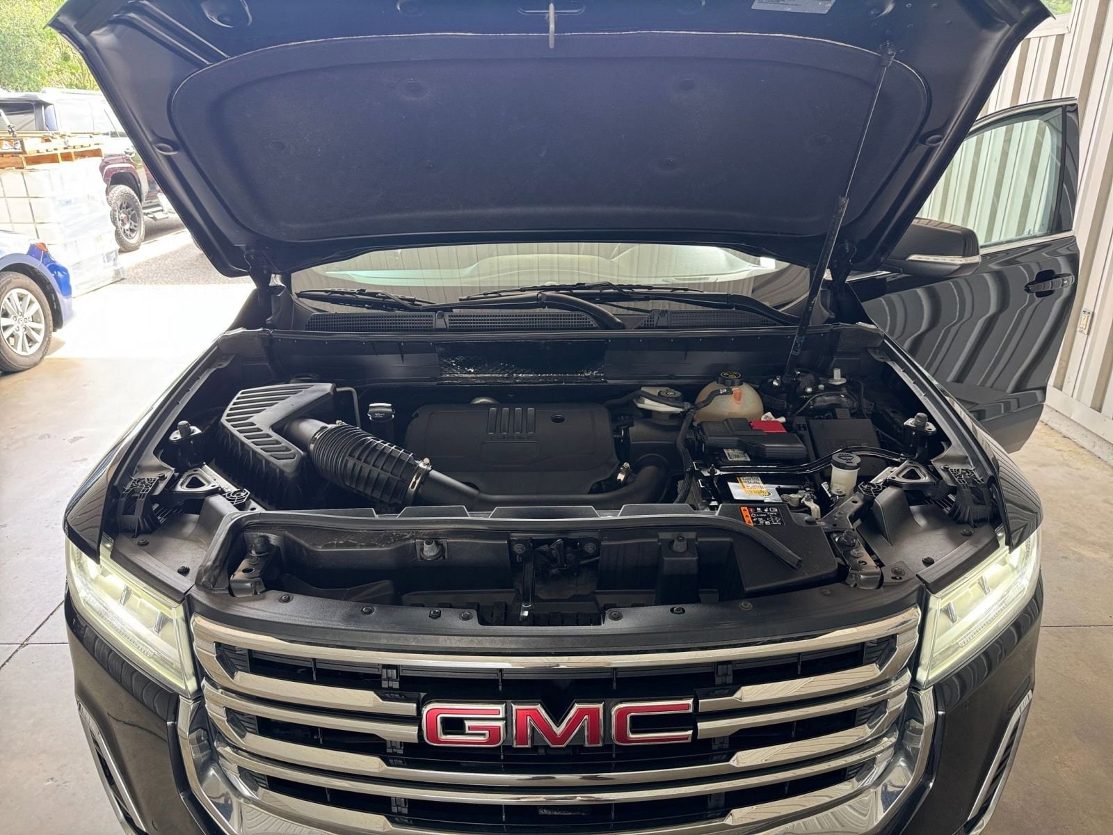 Thumbnail: 2023 GMC Acadia - 27