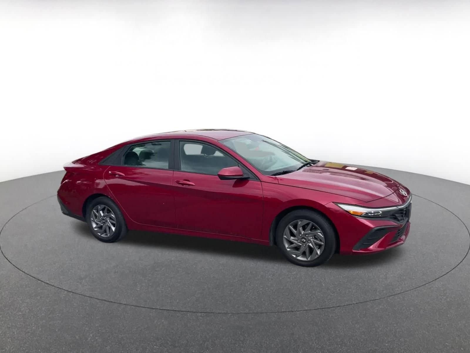 Thumbnail: 2024 Hyundai Elantra - 1