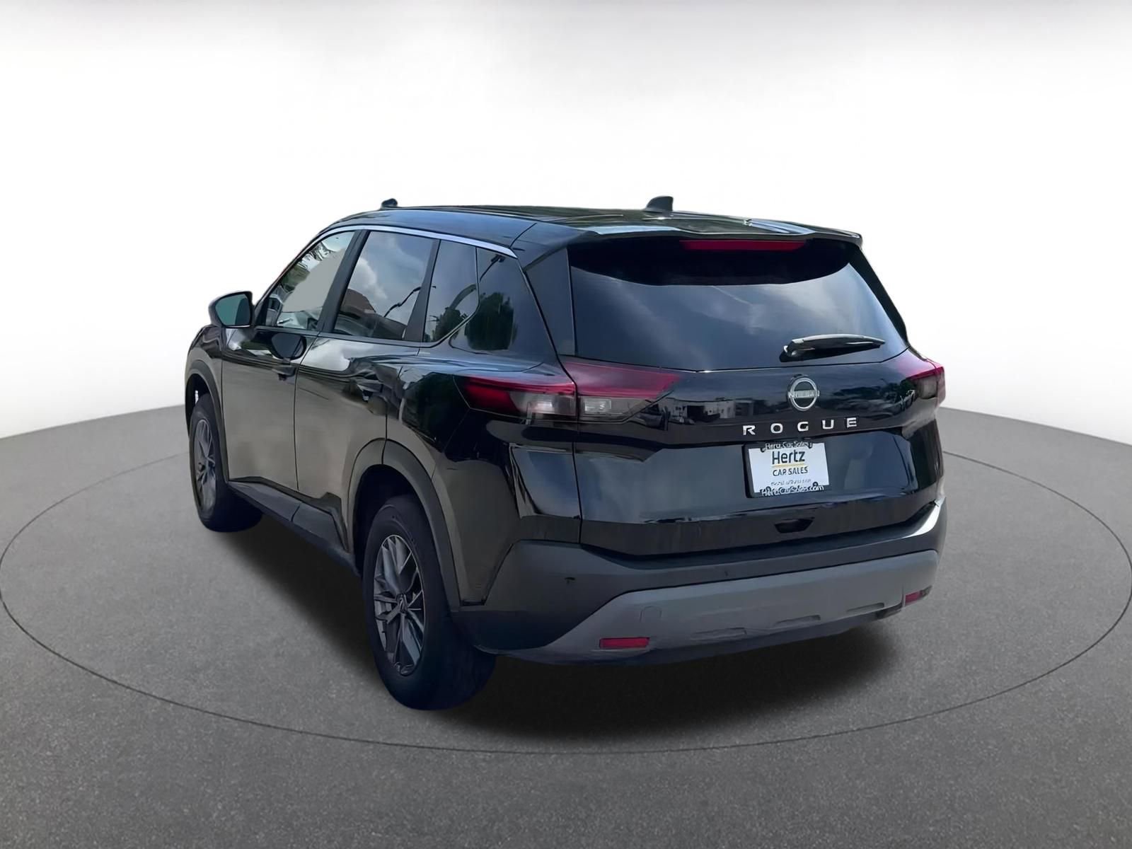 Thumbnail: 2023 Nissan Rogue - 8