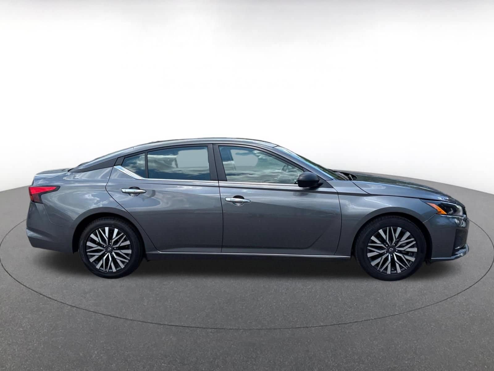 Thumbnail: 2025 Nissan Altima - 15