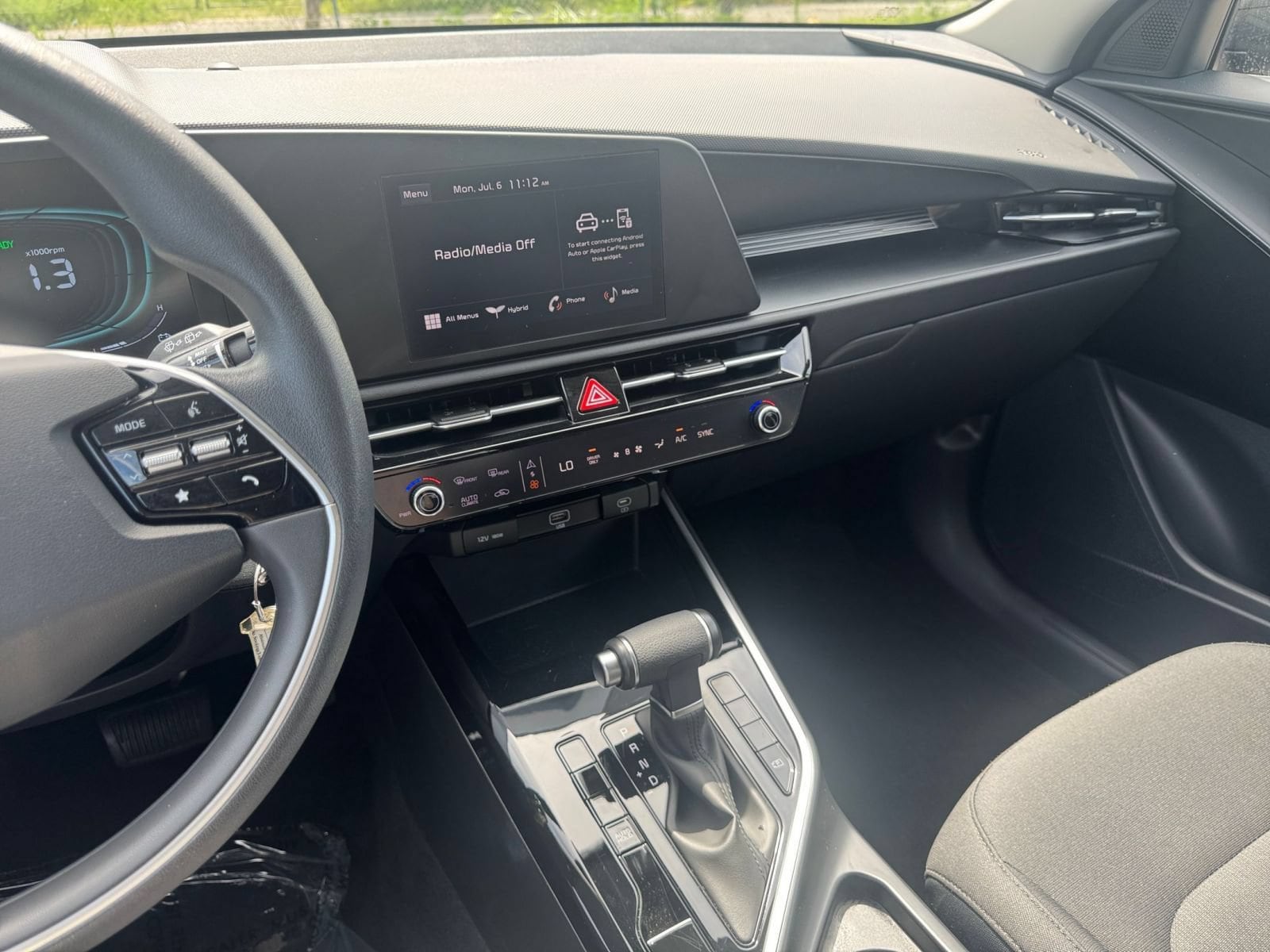 Thumbnail: 2026 Kia Niro - 17