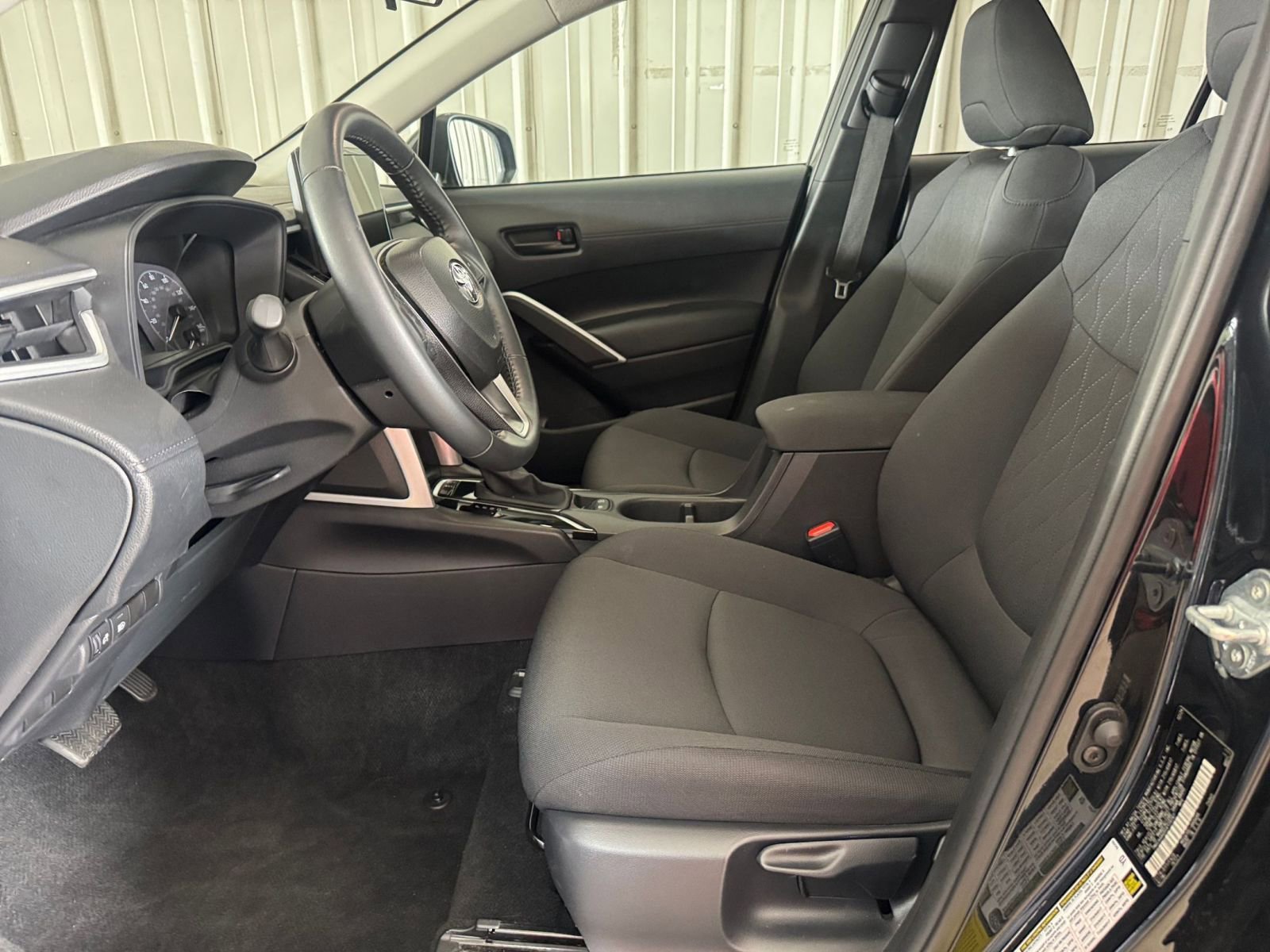 Thumbnail: 2025 Toyota Corolla Cross - 25