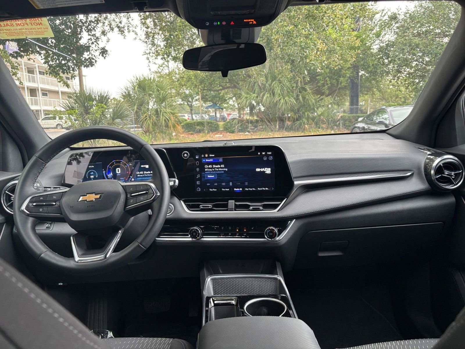 Thumbnail: 2025 Chevrolet Equinox - 32
