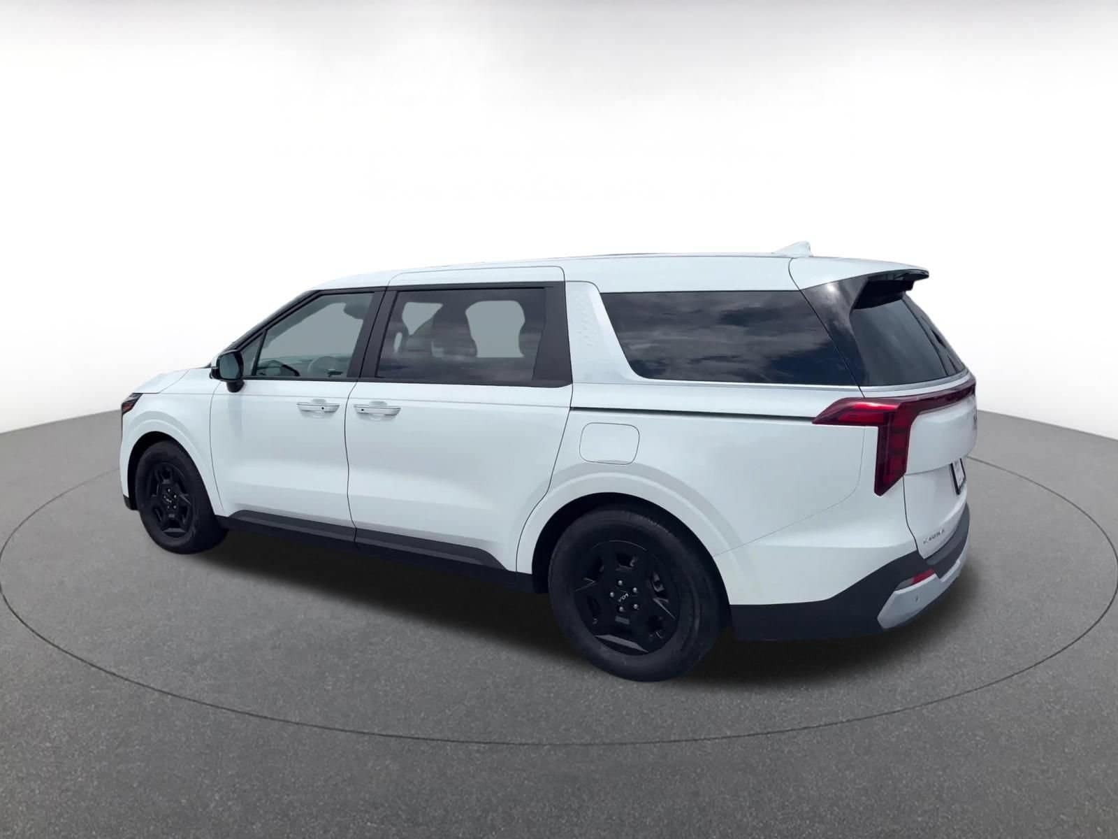 Thumbnail: 2026 Kia Carnival - 9