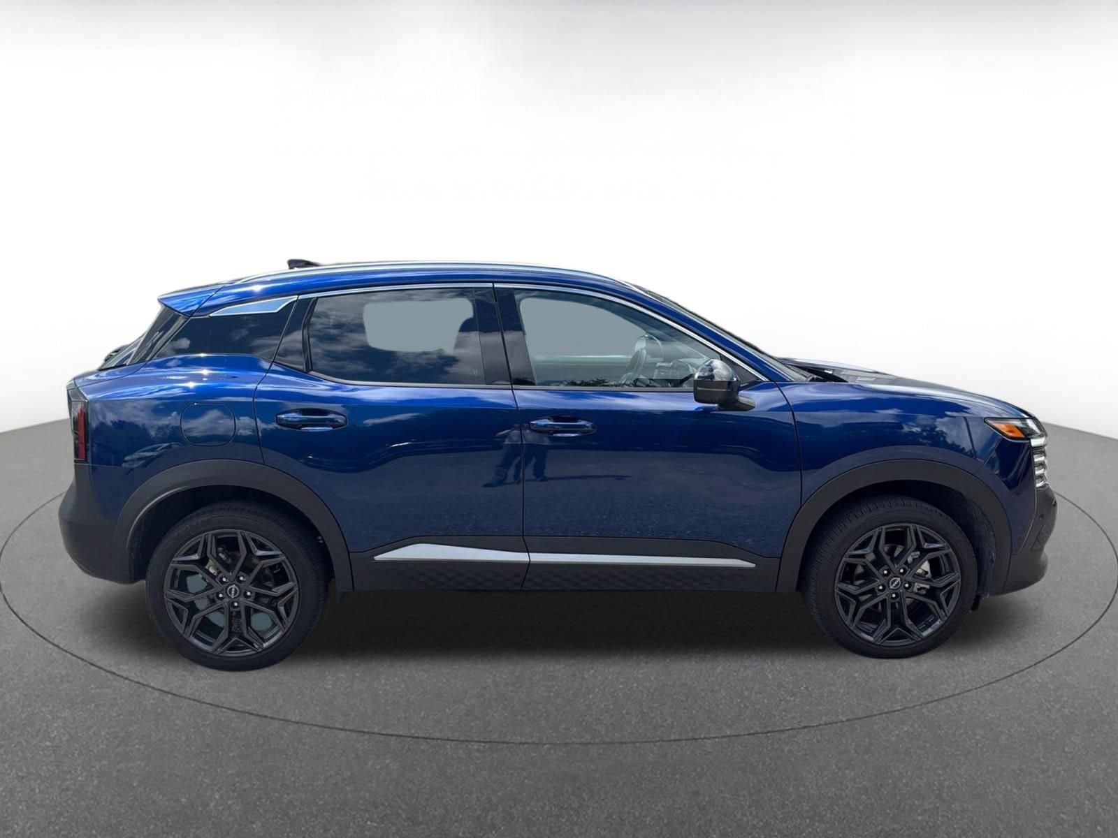 Thumbnail: 2026 Nissan Kicks - 14
