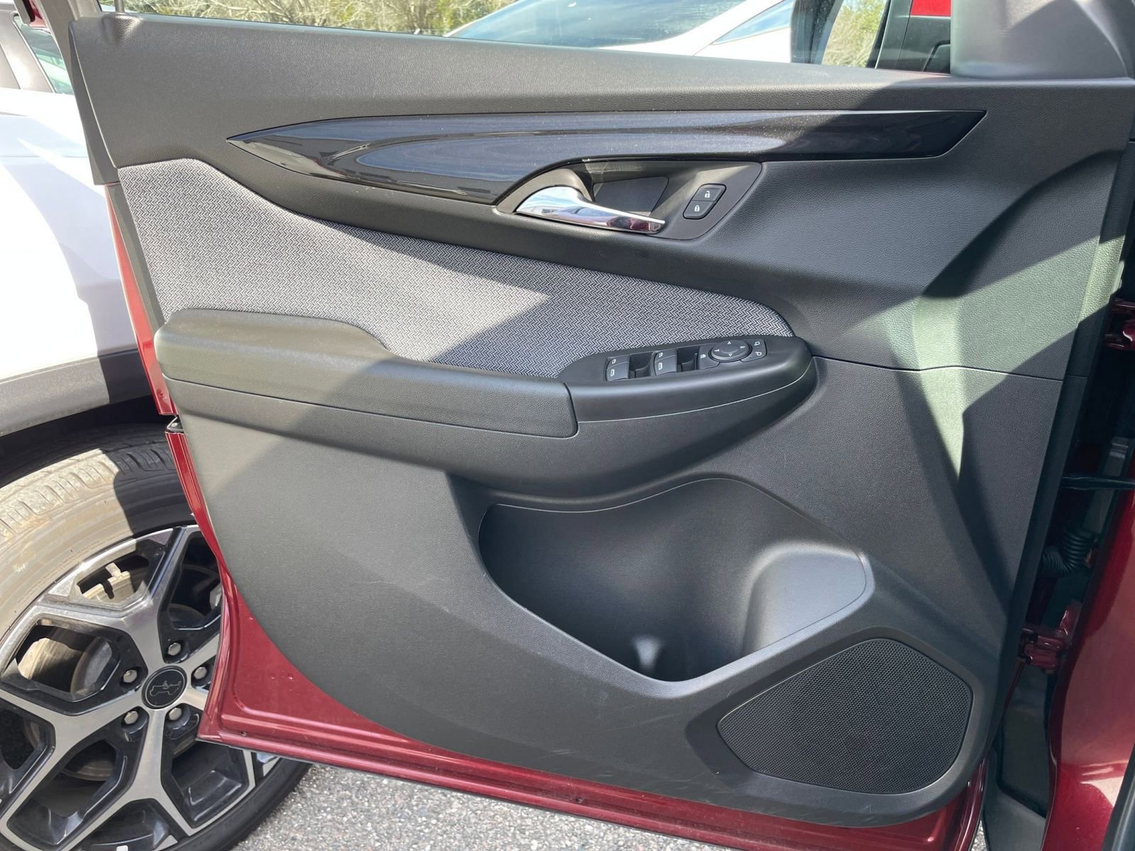 Thumbnail: 2025 Chevrolet TrailBlazer - 18