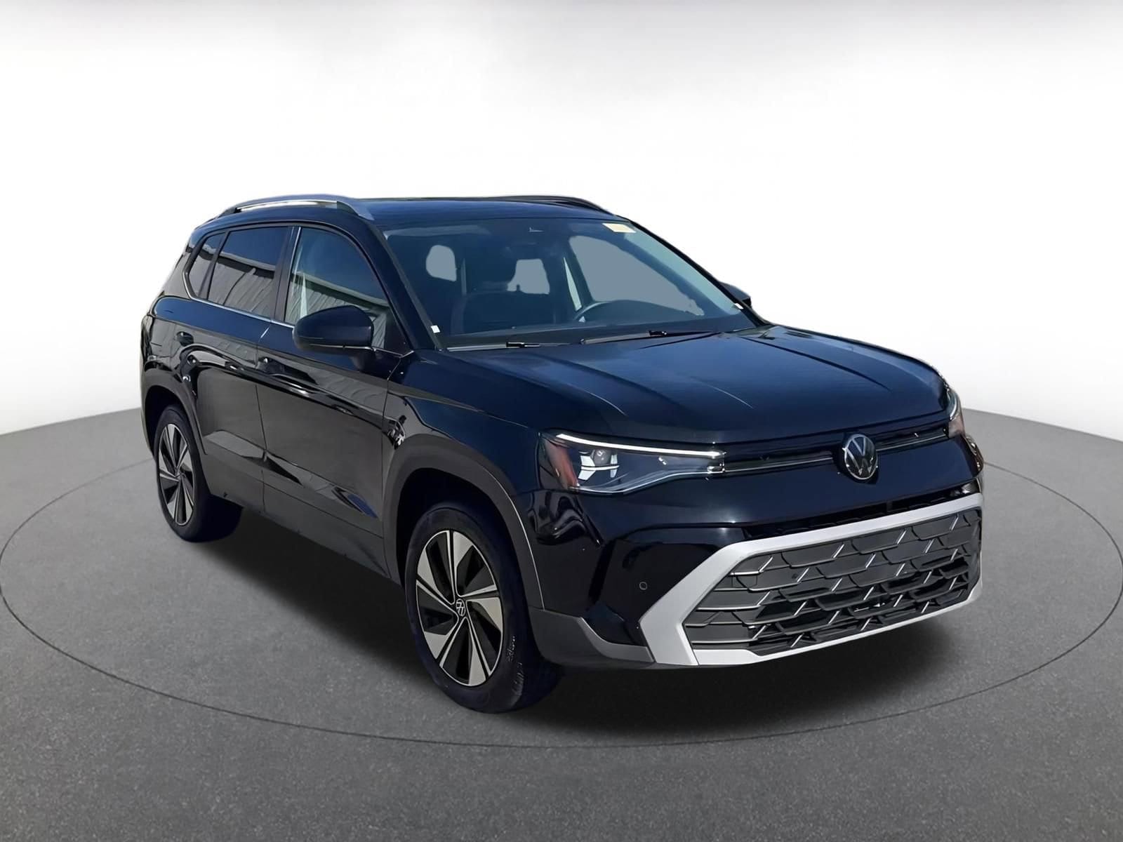 Thumbnail: 2025 Volkswagen Taos - 2