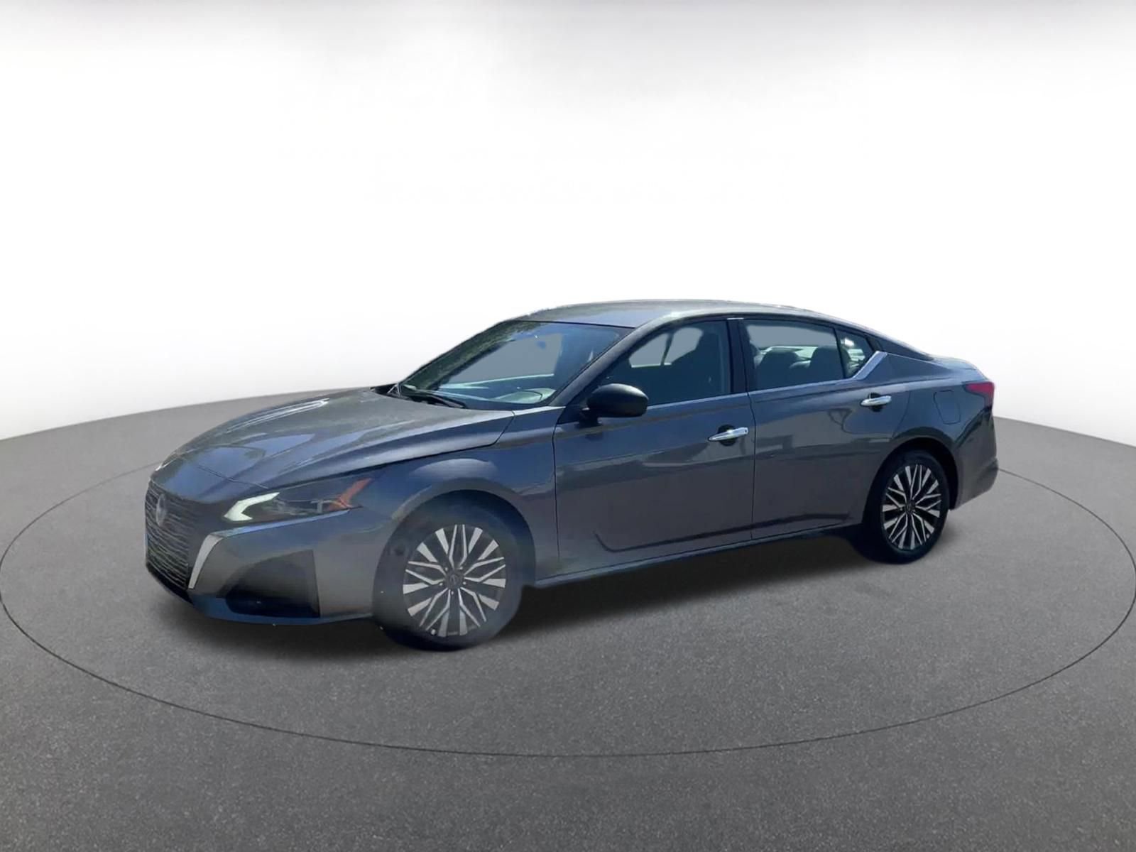 Thumbnail: 2025 Nissan Altima - 7