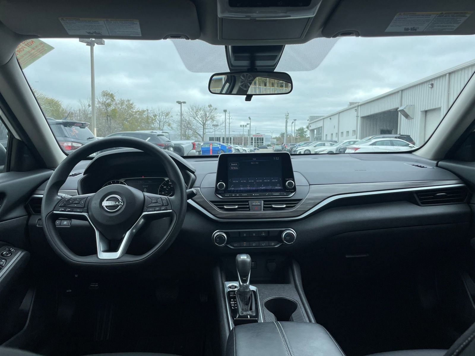 Thumbnail: 2025 Nissan Altima - 33