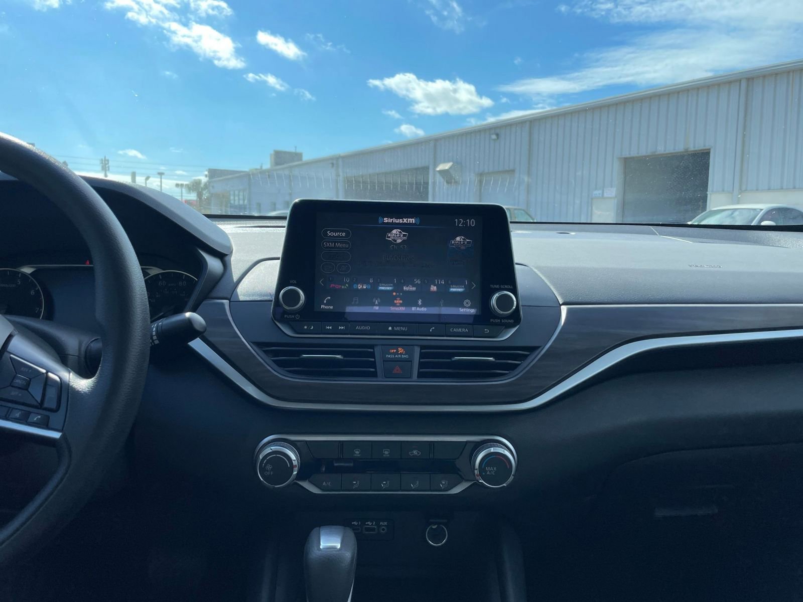 Thumbnail: 2025 Nissan Altima - 21