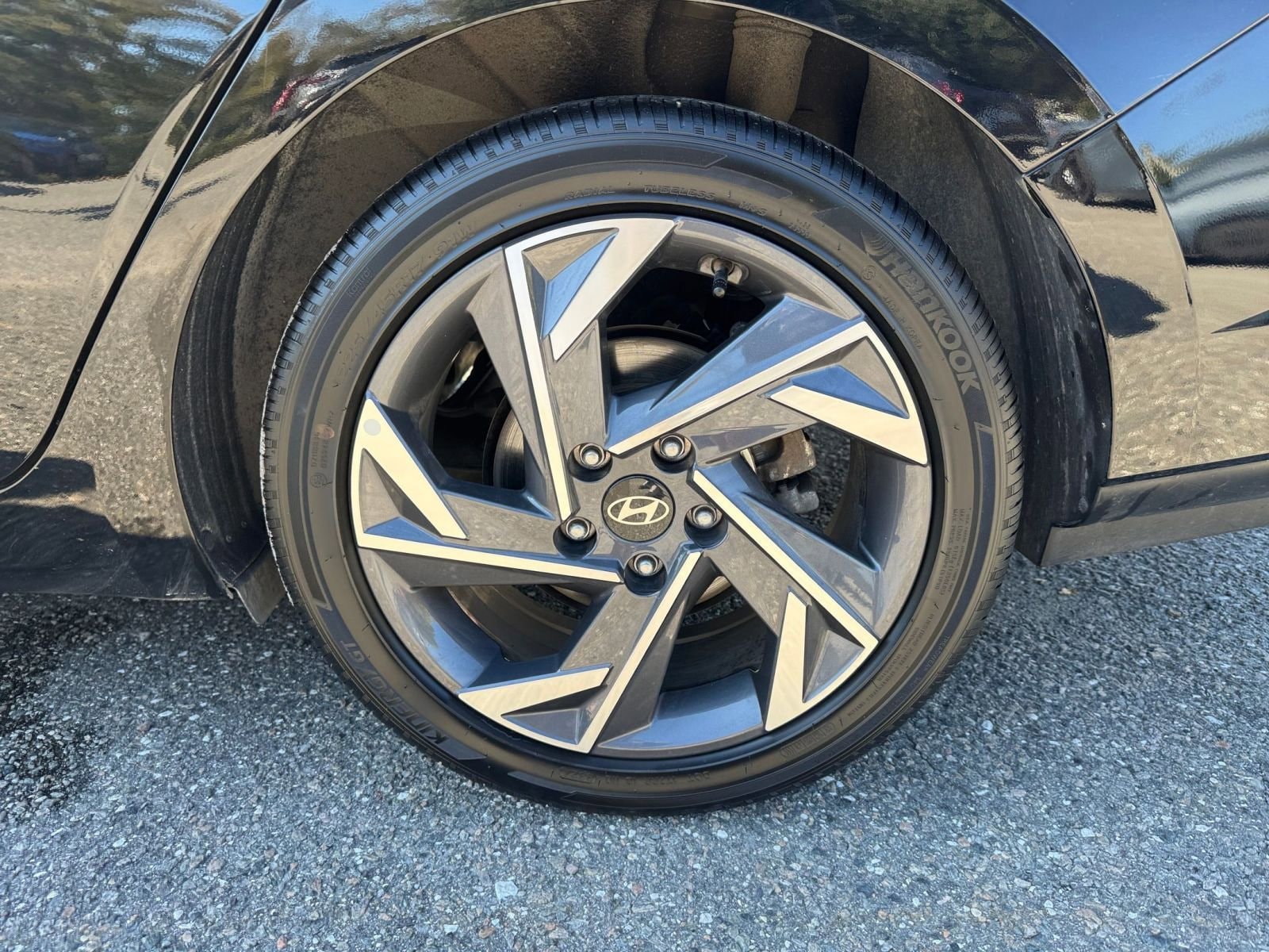 Thumbnail: 2025 Hyundai Elantra - 28