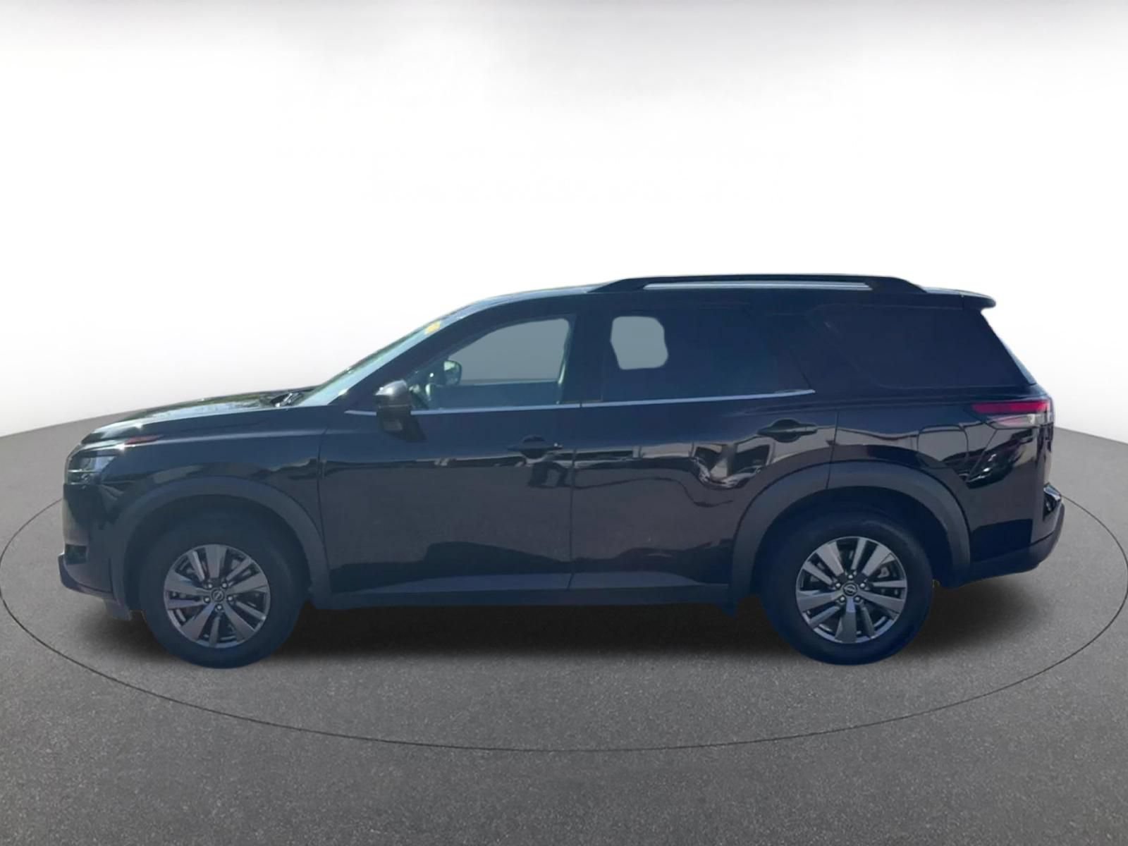 Thumbnail: 2025 Nissan Pathfinder - 8