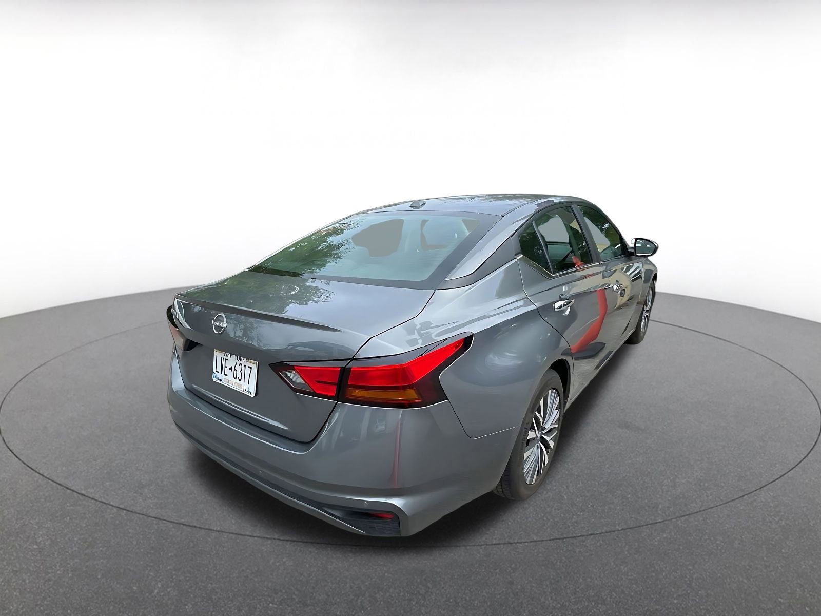 Thumbnail: 2025 Nissan Altima - 4