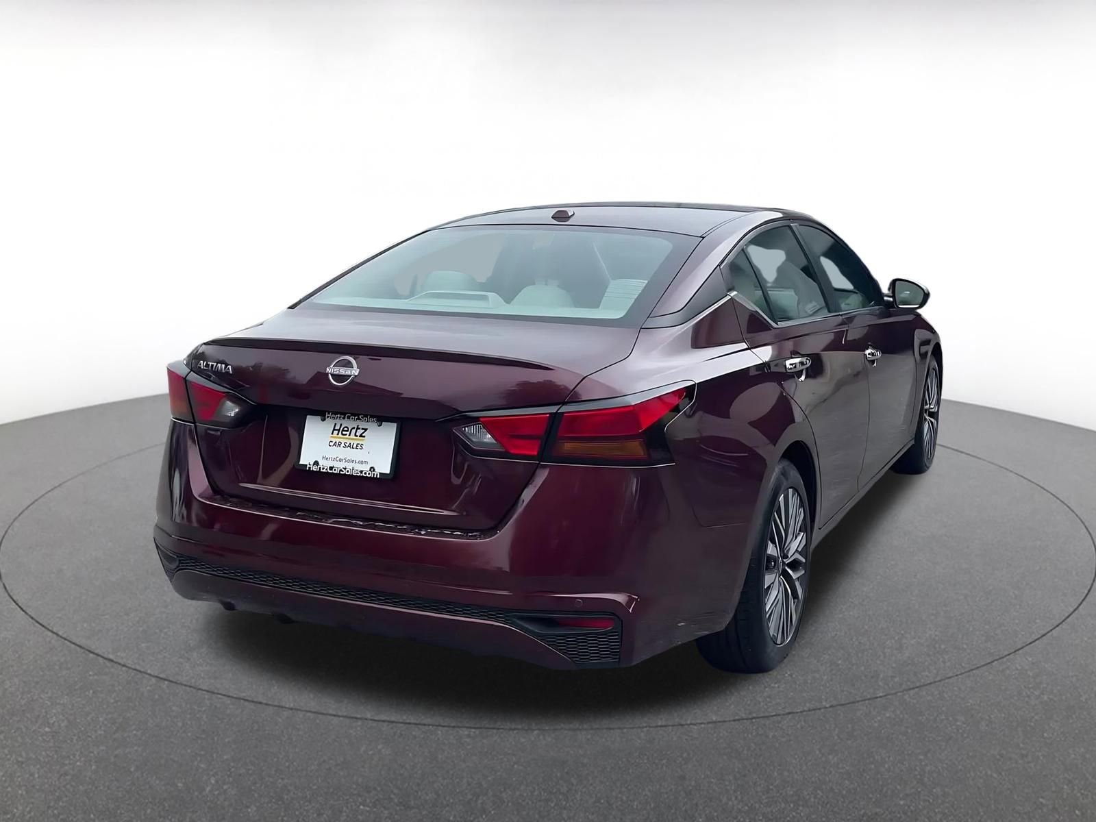 Thumbnail: 2025 Nissan Altima - 12