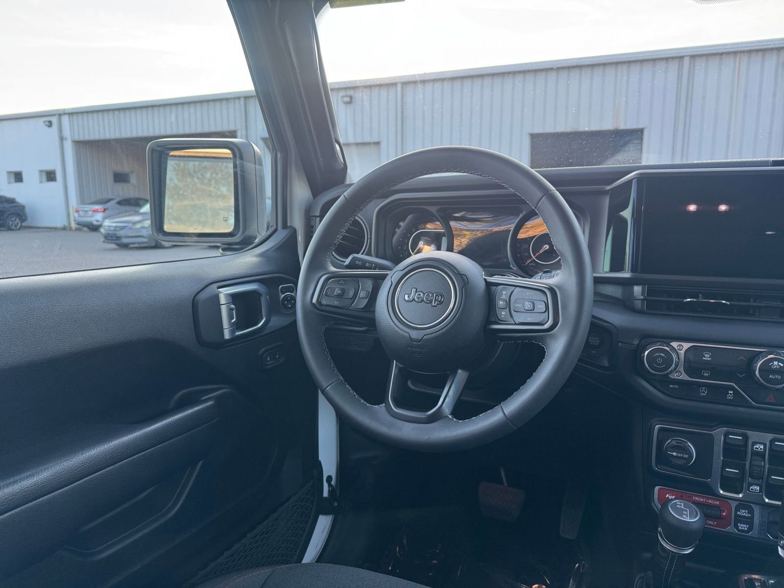 Thumbnail: 2025 Jeep Wrangler - 33