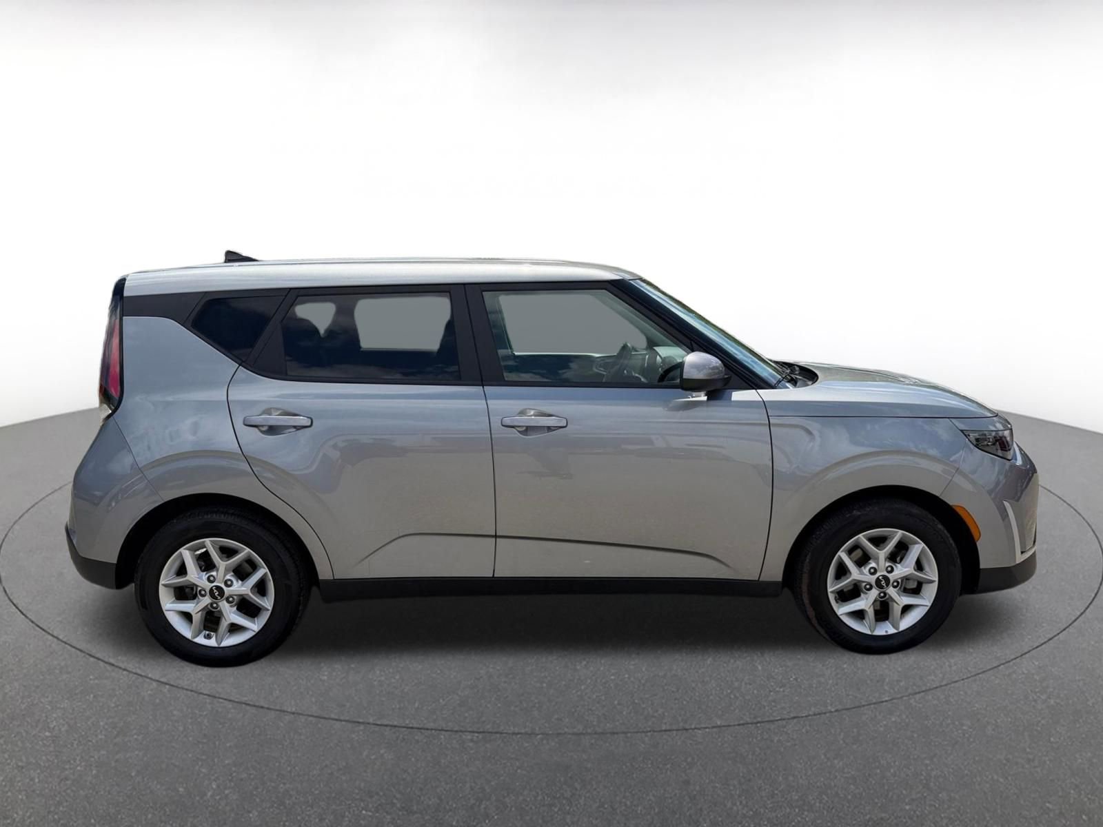 Thumbnail: 2025 Kia Soul - 15