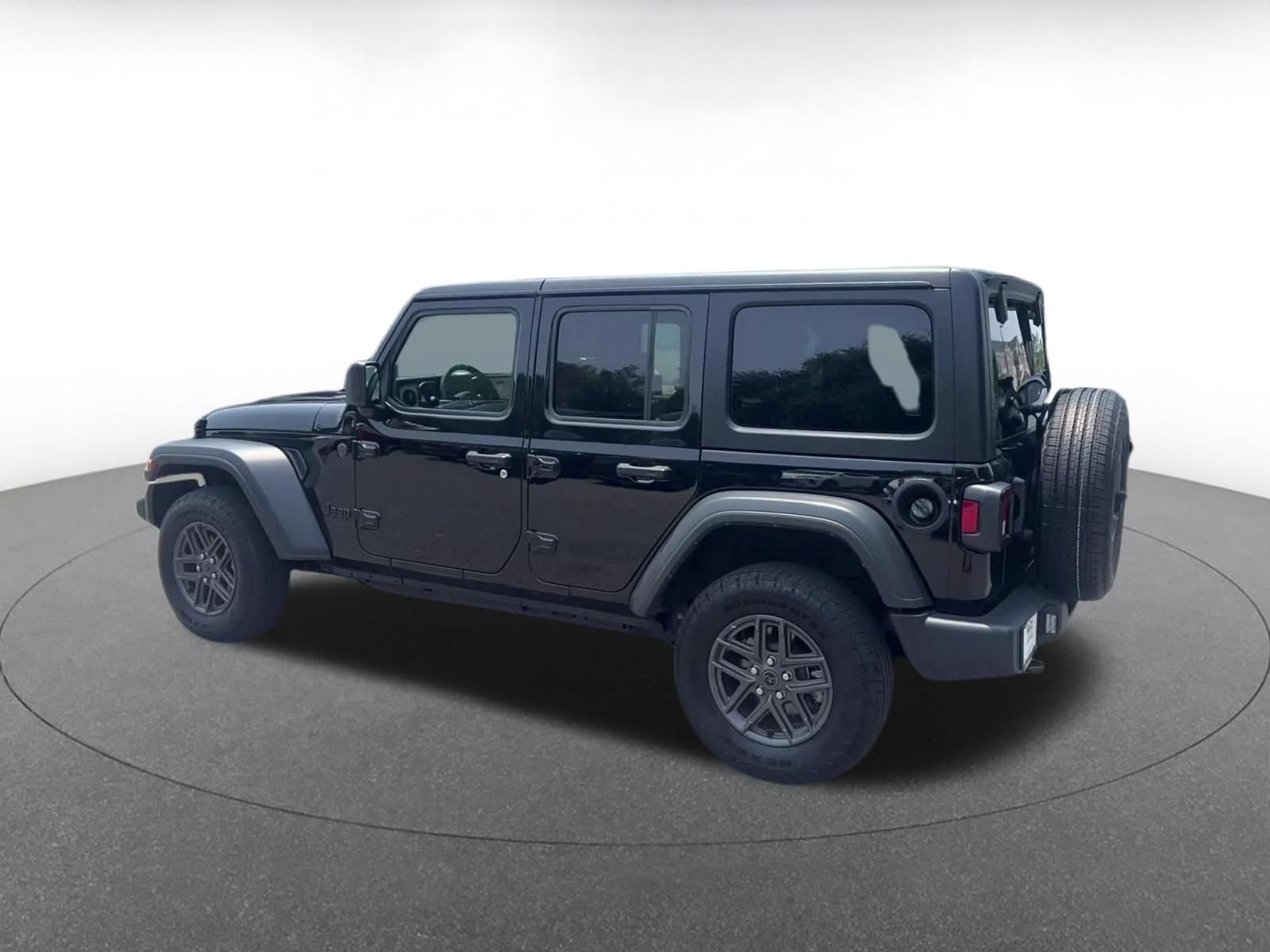 Thumbnail: 2025 Jeep Wrangler - 8
